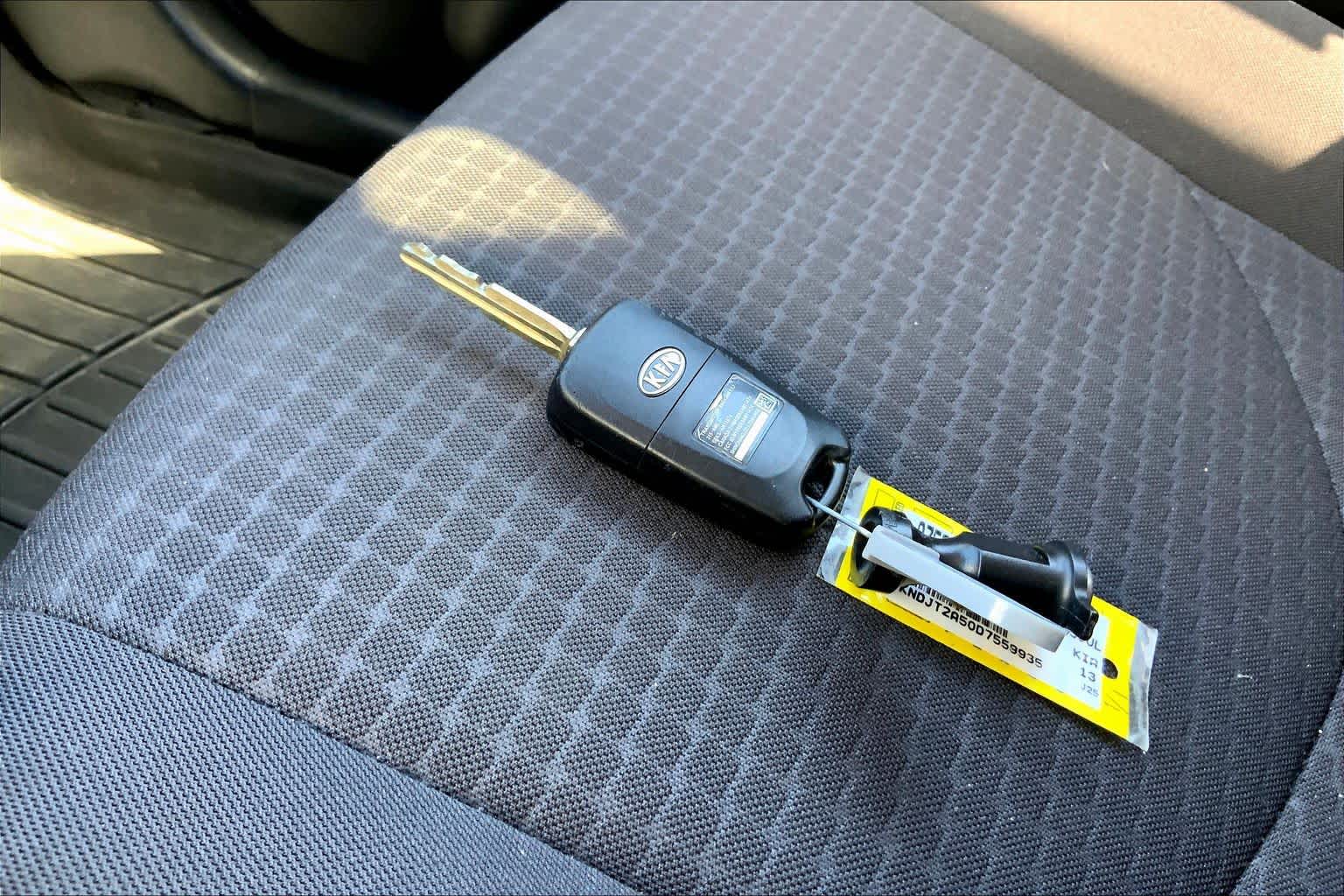 2013 Kia Soul Base Moss Metallic at Texan GMC Buick