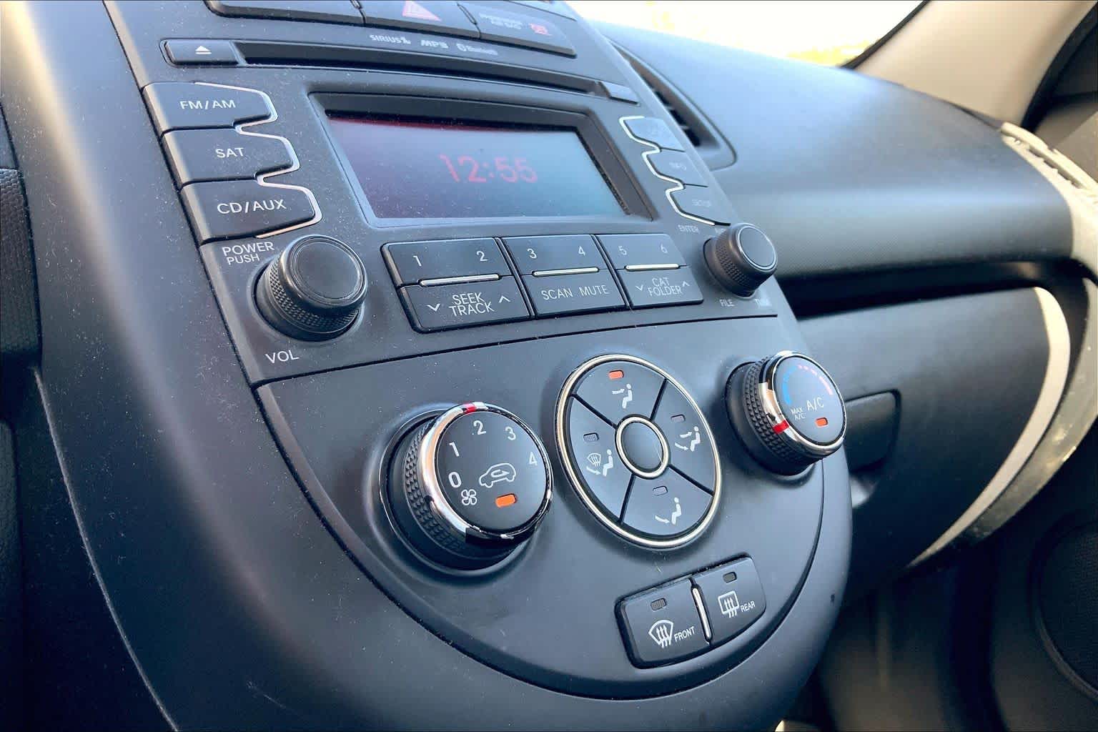 2013 Kia Soul Base Moss Metallic at Texan GMC Buick