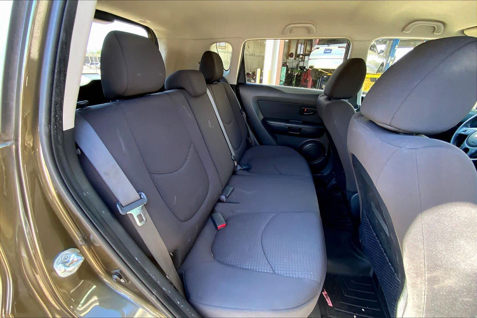 2013 Kia Soul Base Moss Metallic at Texan GMC Buick