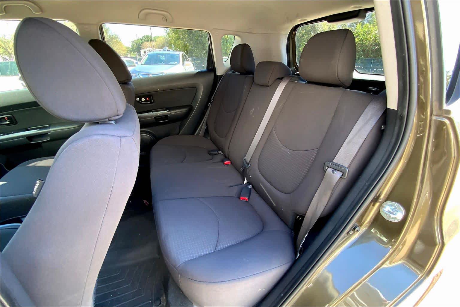 2013 Kia Soul Base Moss Metallic at Texan GMC Buick