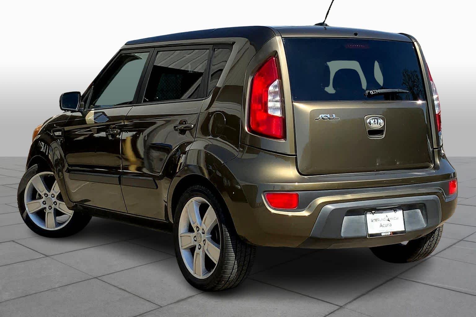 2013 Kia Soul Base Moss Metallic at Texan GMC Buick