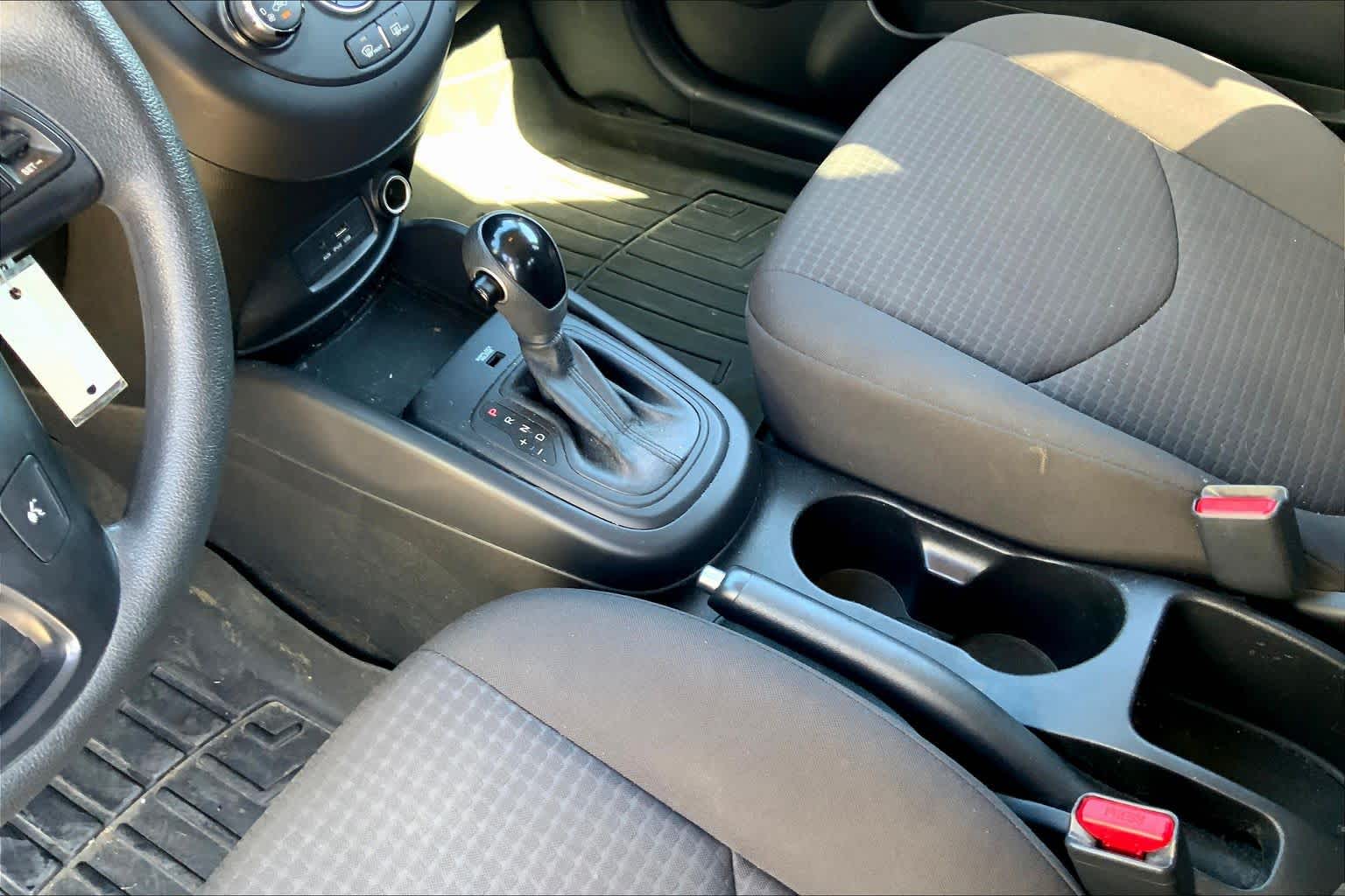 2013 Kia Soul Base Moss Metallic at Texan GMC Buick