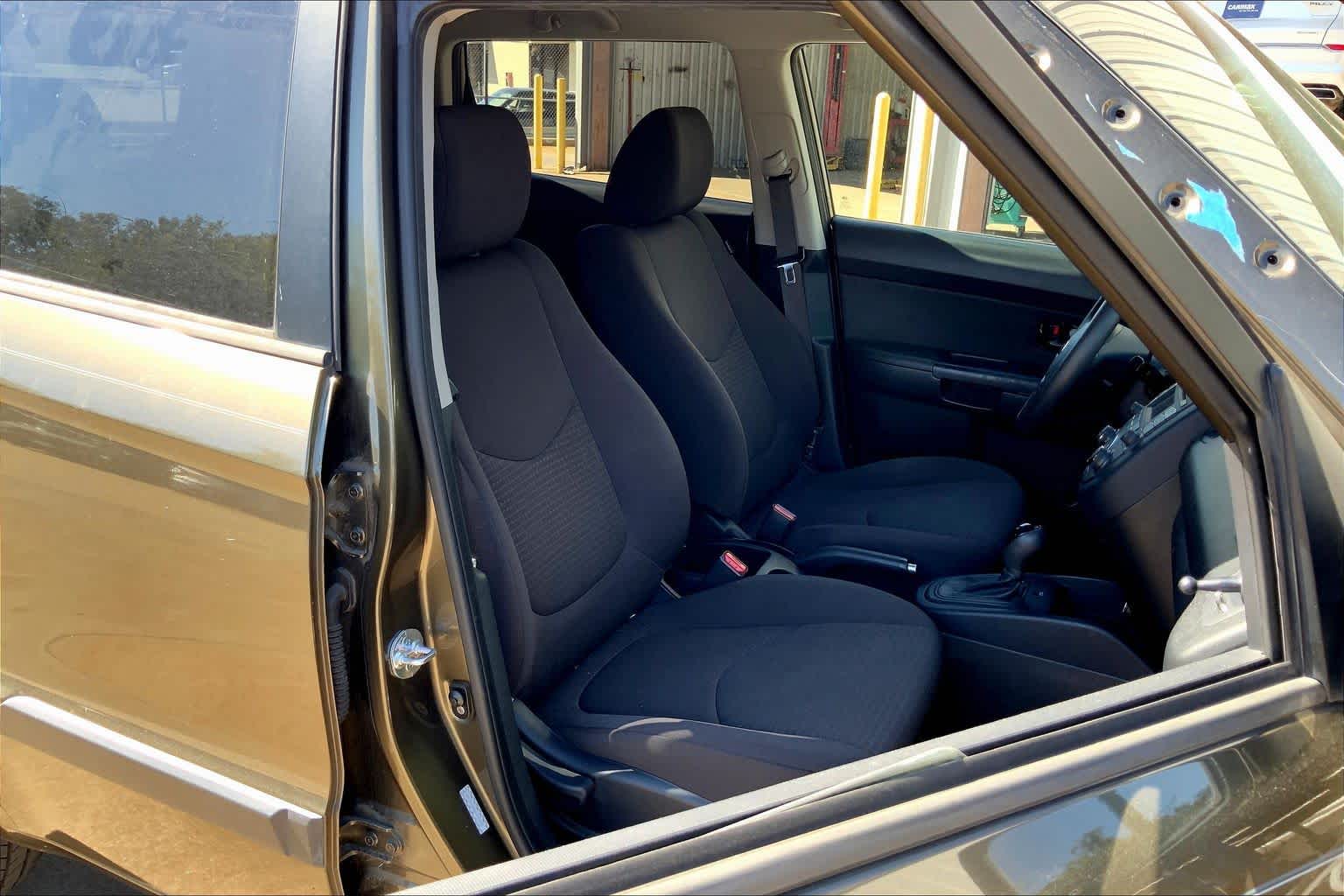 2013 Kia Soul Base Moss Metallic at Texan GMC Buick