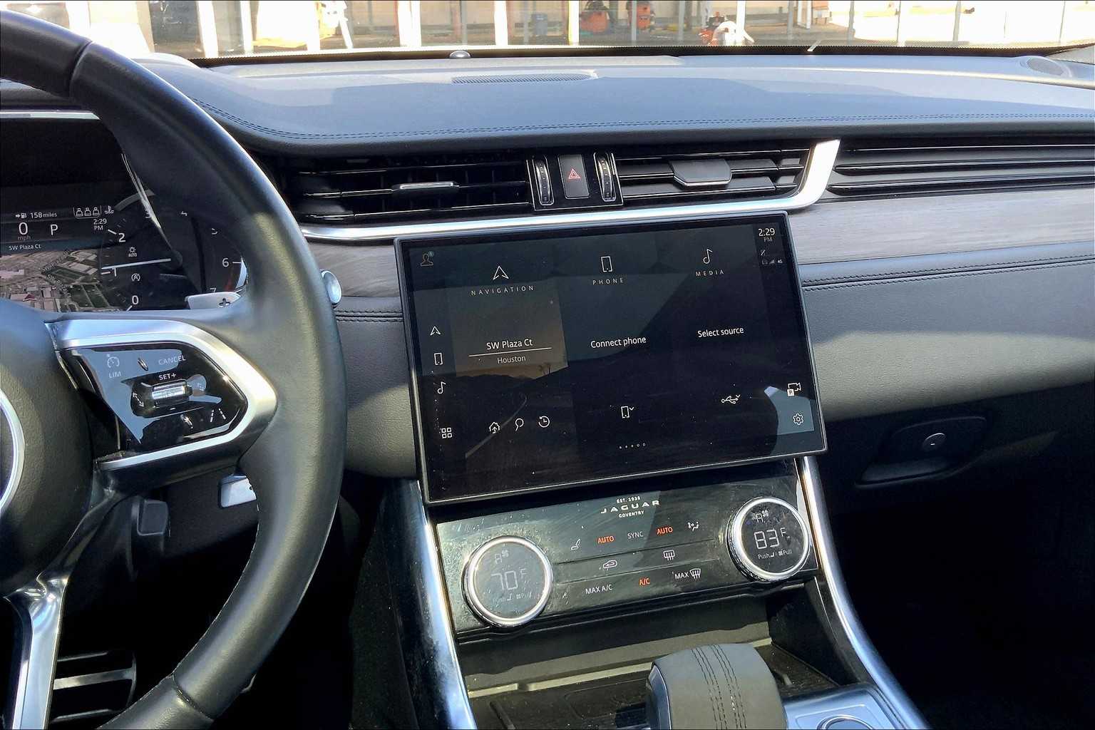 2023 Jaguar XF SE - 5