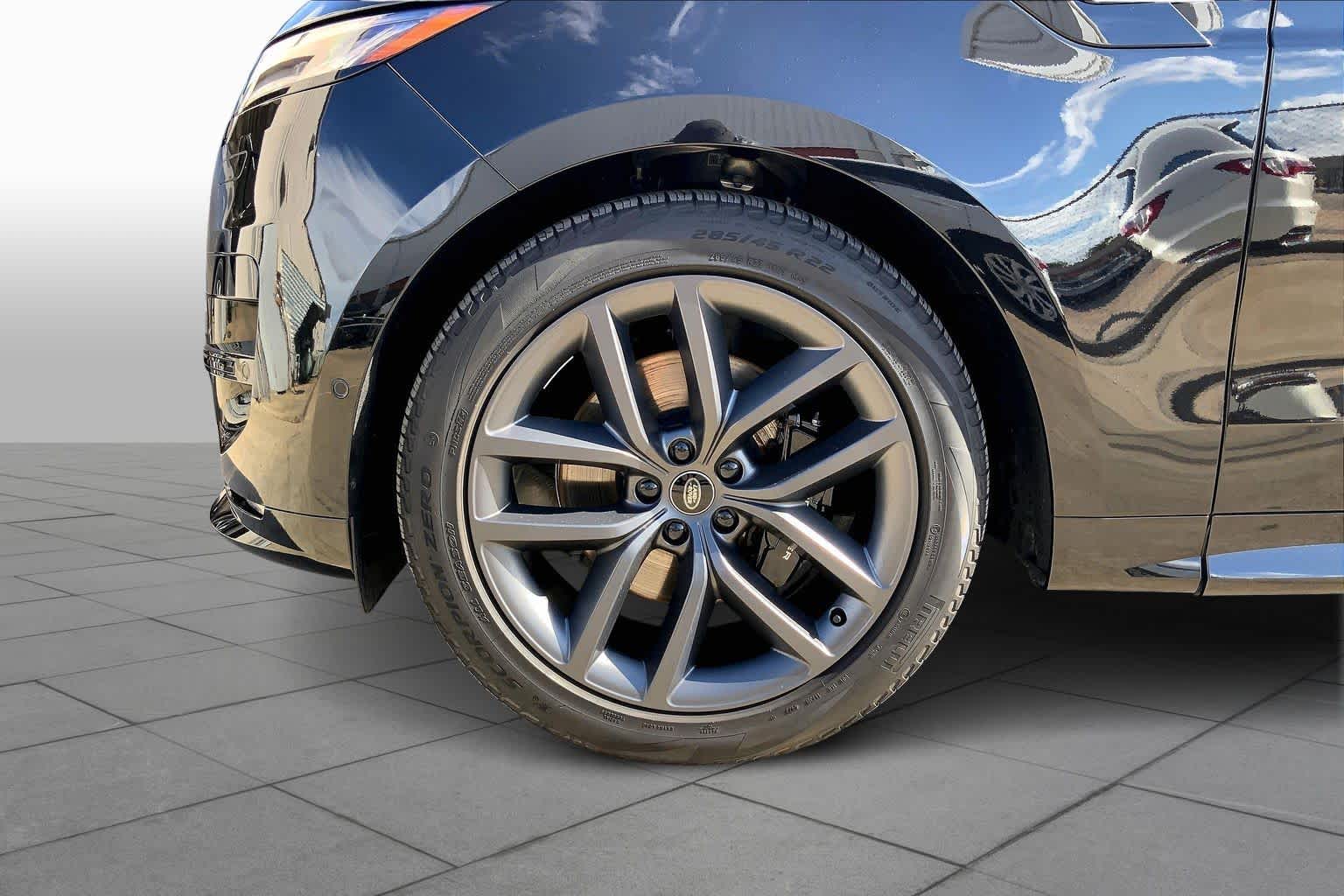 2024 Land Rover Range Rover Sport Dynamic SE Santorini Black Metallic at Davis Chevrolet