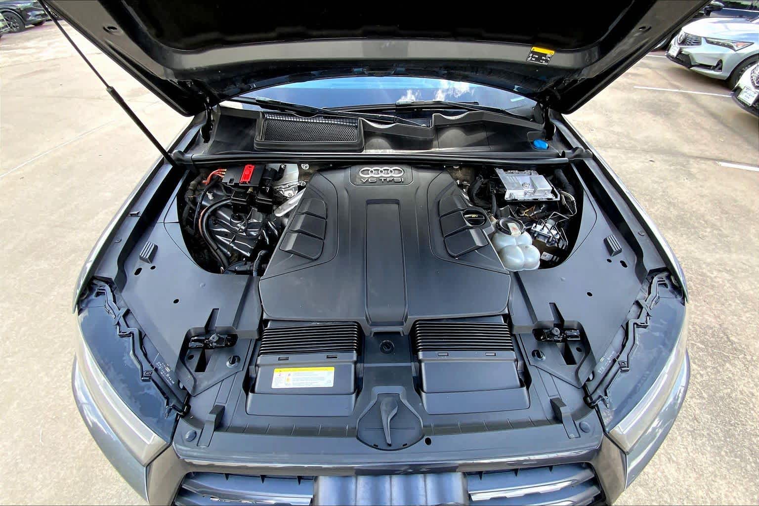 2017 Audi Q7 Prestige Graphite Gray Metallic at Sterling McCall Lexus