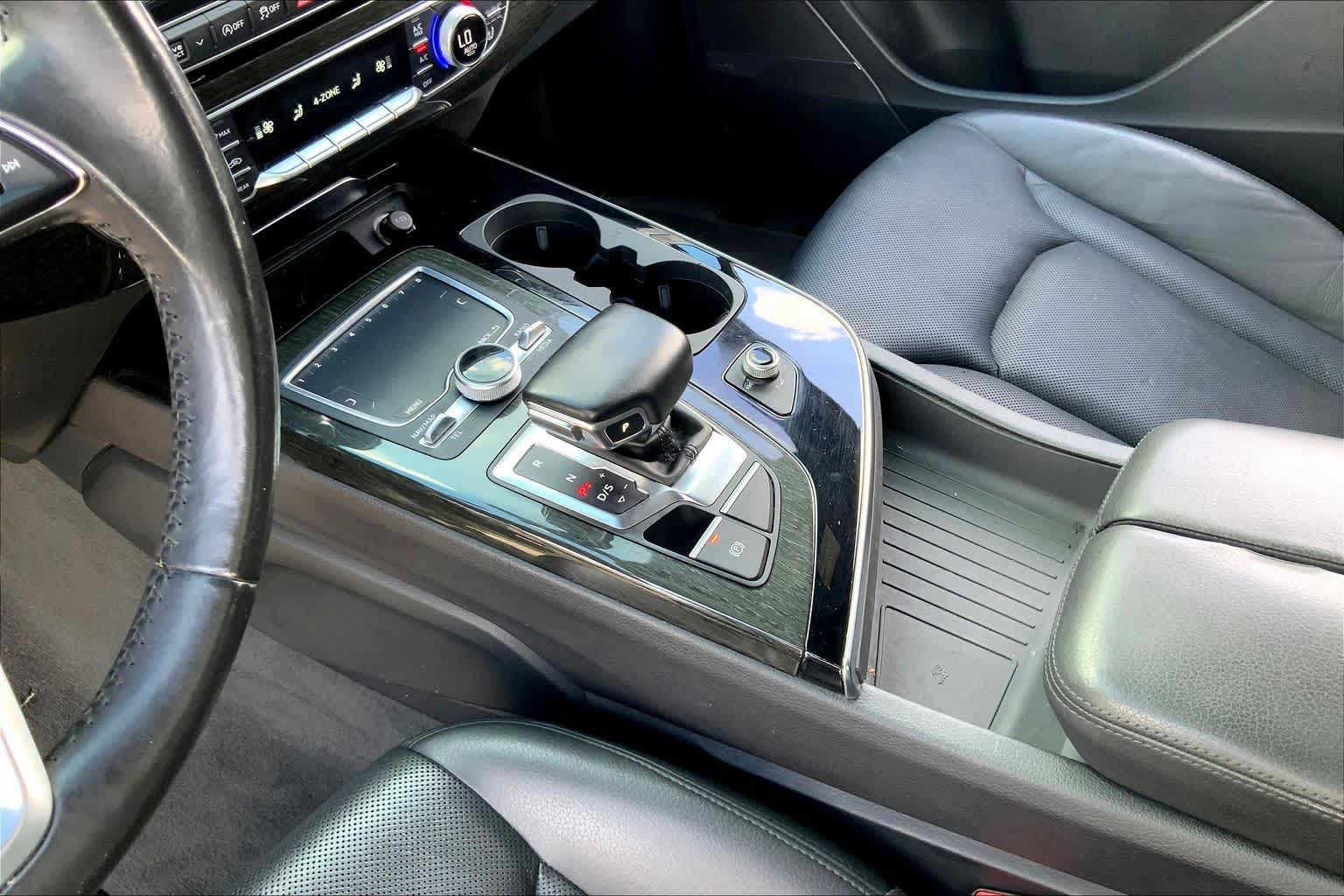 2017 Audi Q7 Prestige Graphite Gray Metallic at Sterling McCall Lexus