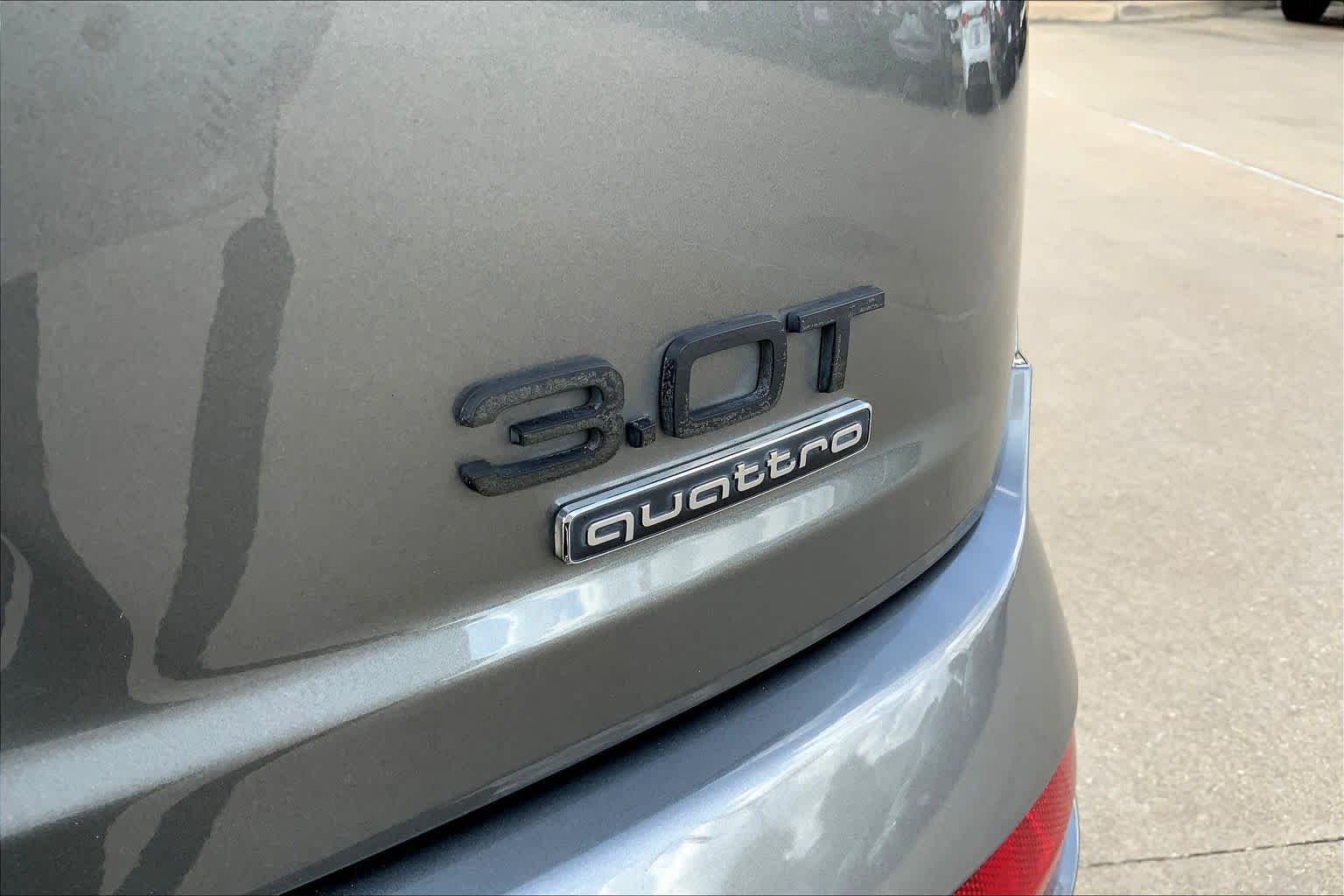 2017 Audi Q7 Prestige Graphite Gray Metallic at Sterling McCall Lexus