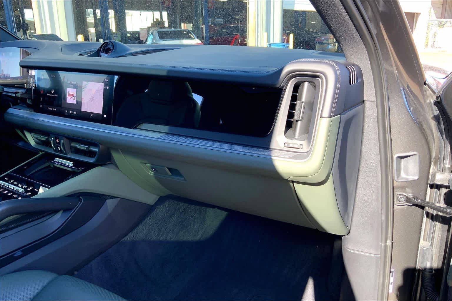 2024 Porsche Cayenne S Quartzite Grey Metallic at Mercedes-Benz of Houston North