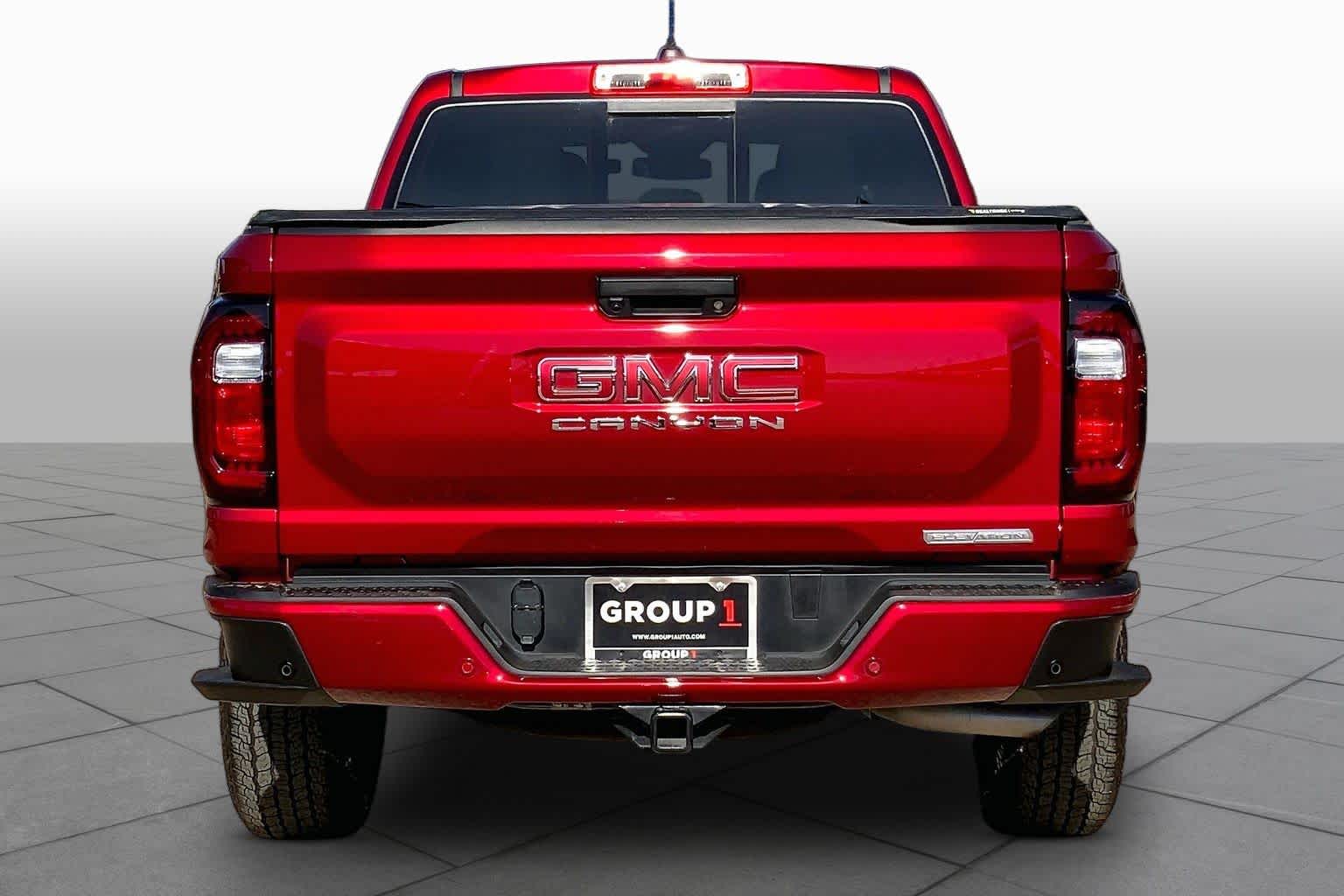 Pre-Owned 2025 GMC Canyon Elevation