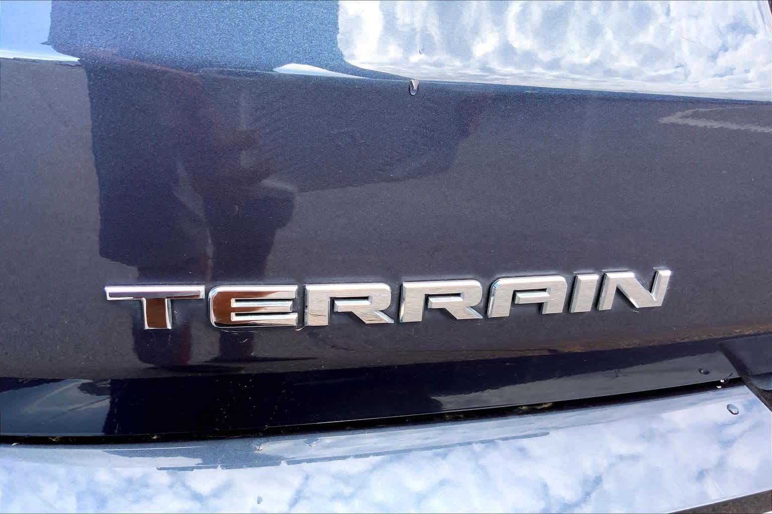 Used 2019 BLUE STEEL METALLIC GMC SLT image 31