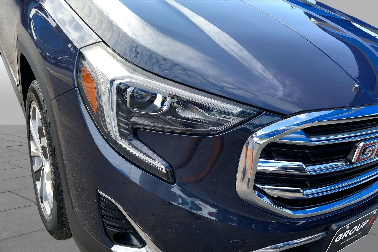Used 2019 BLUE STEEL METALLIC GMC SLT image 28