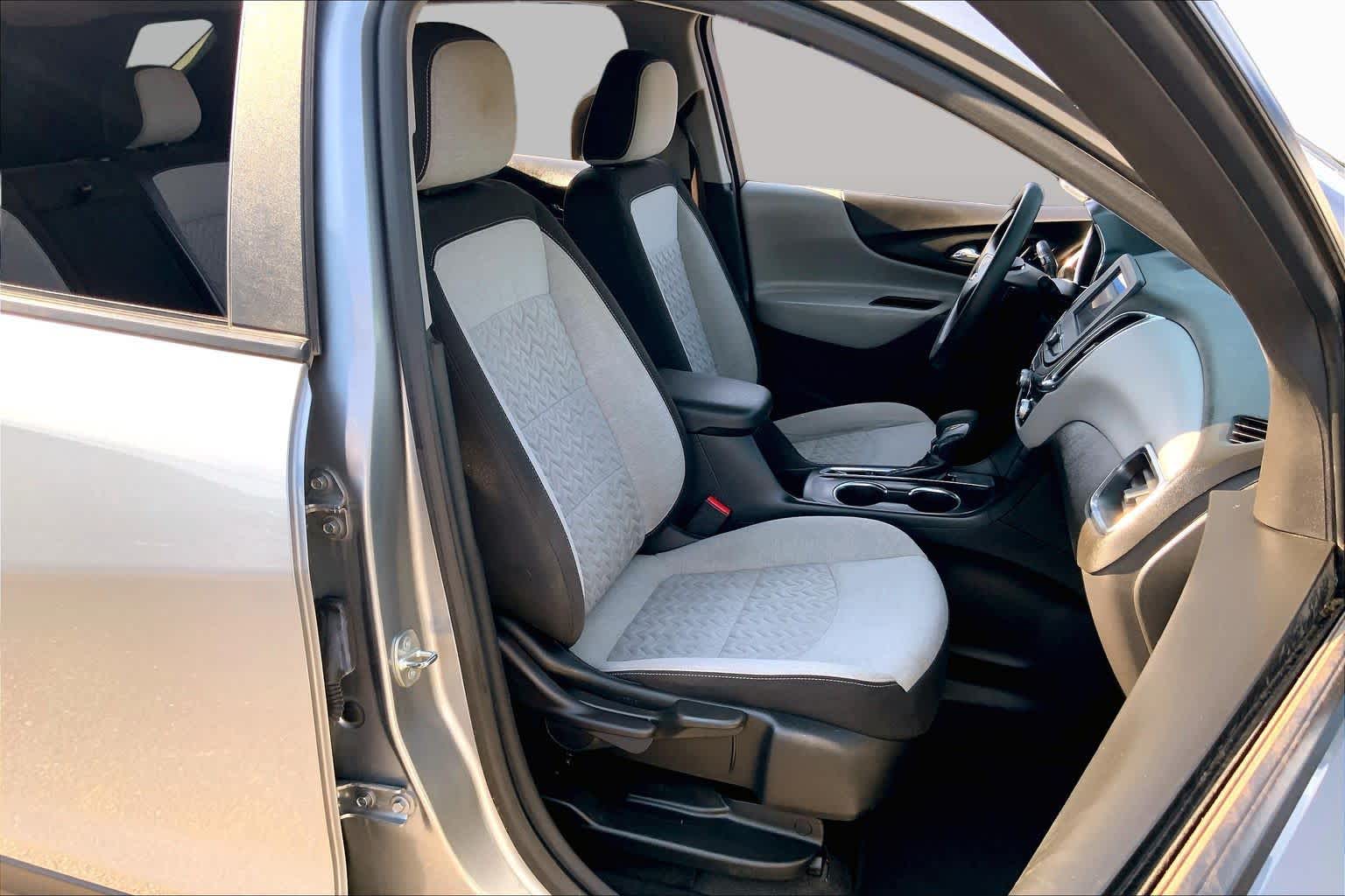 Pre-Owned 2023 Chevrolet Equinox LS