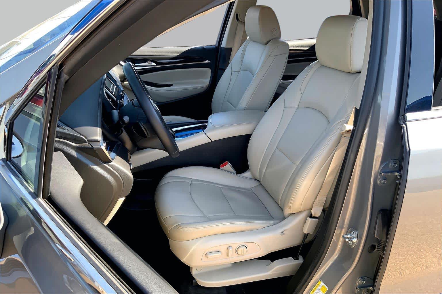 Pre-Owned 2019 Buick Enclave Essence