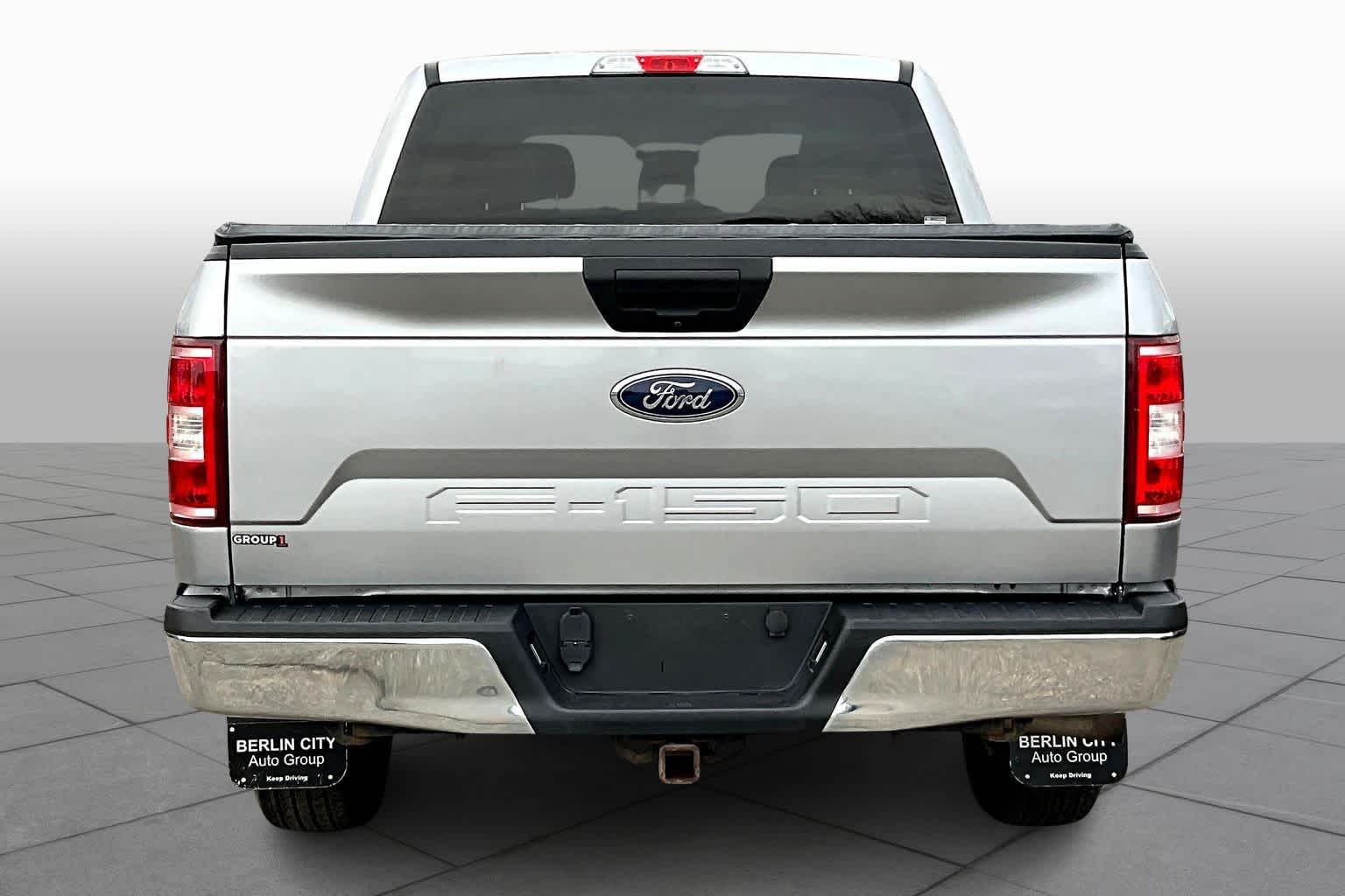 View vehicle photo 5