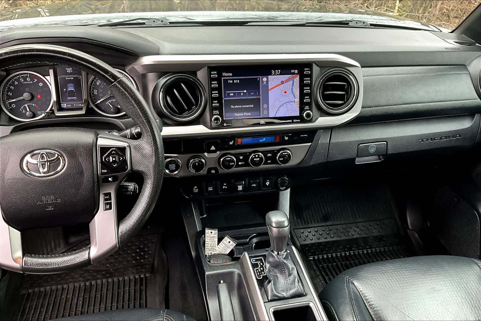 View vehicle photo 7