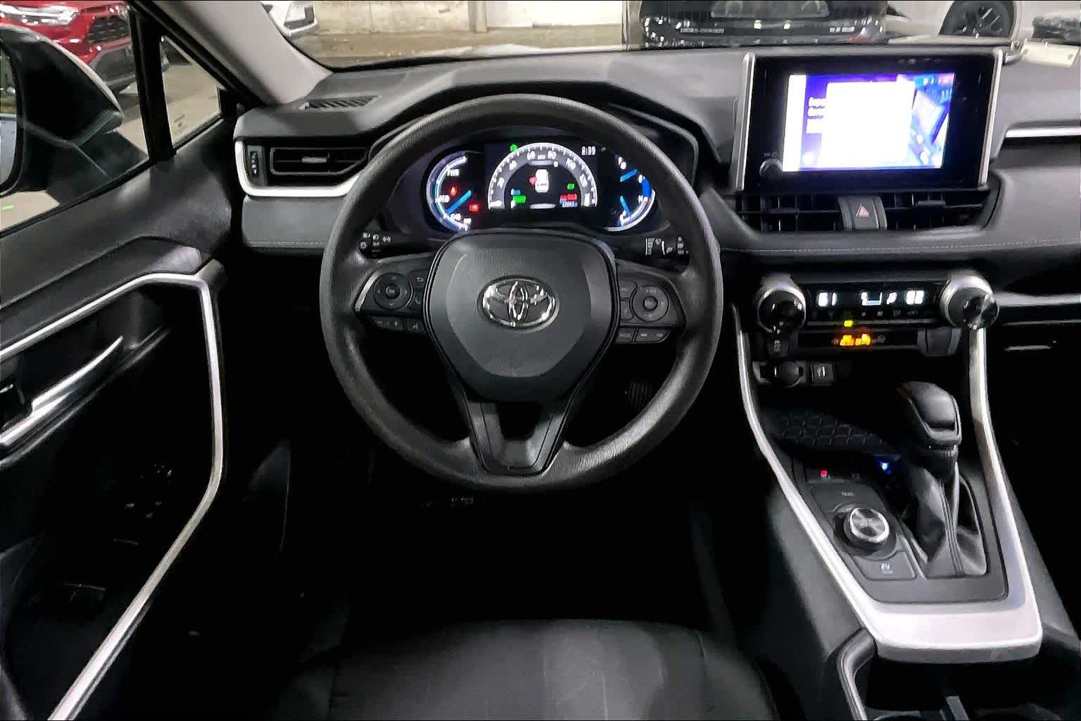View vehicle photo 6