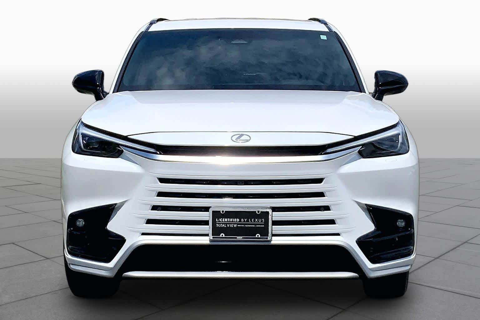 View vehicle photo 4