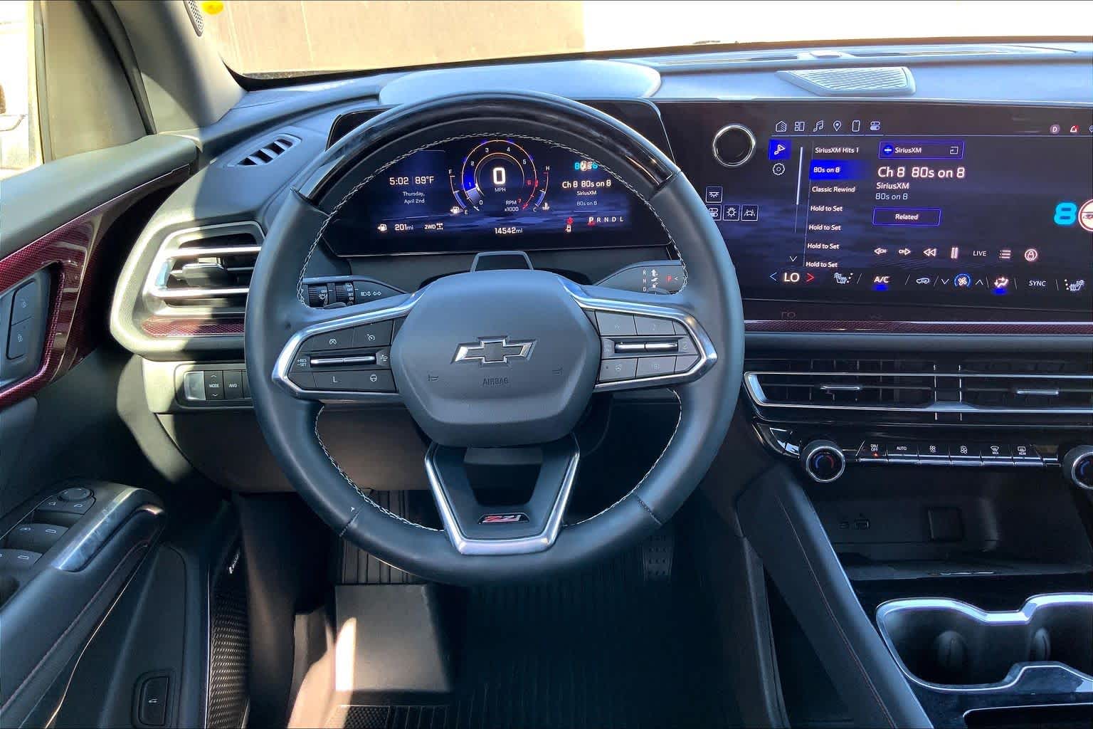 View vehicle photo 6