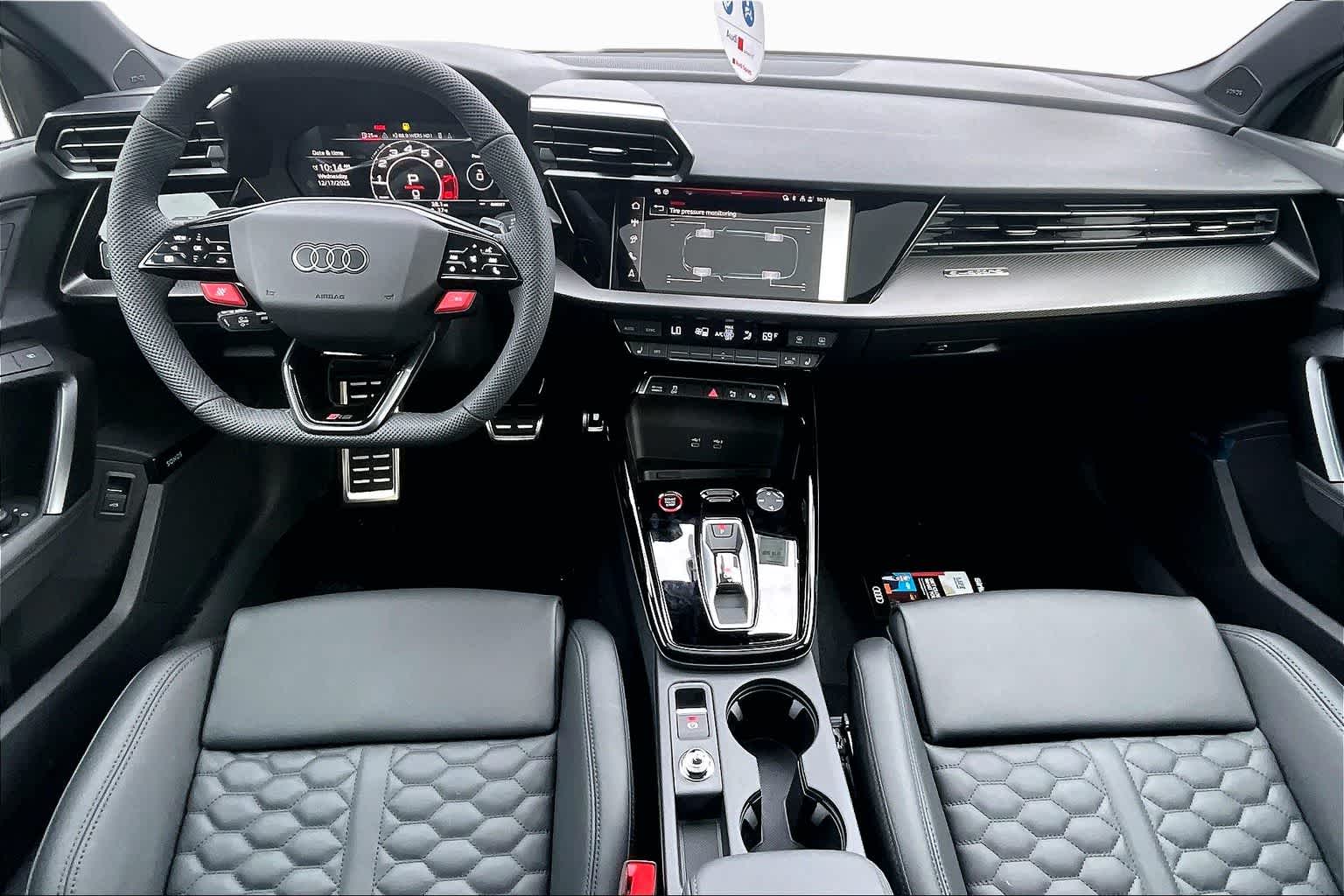 View vehicle photo 5