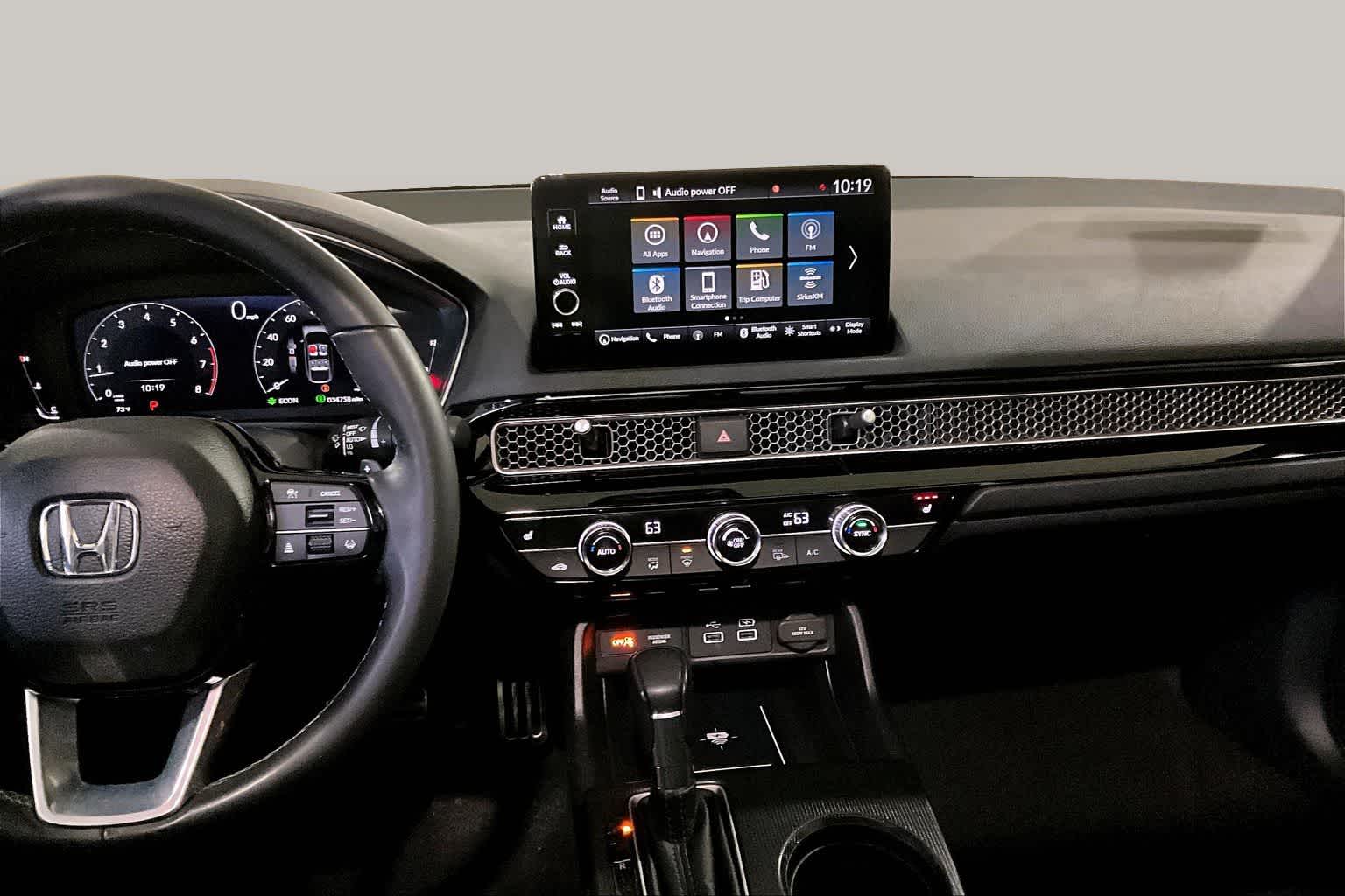 View vehicle photo 6