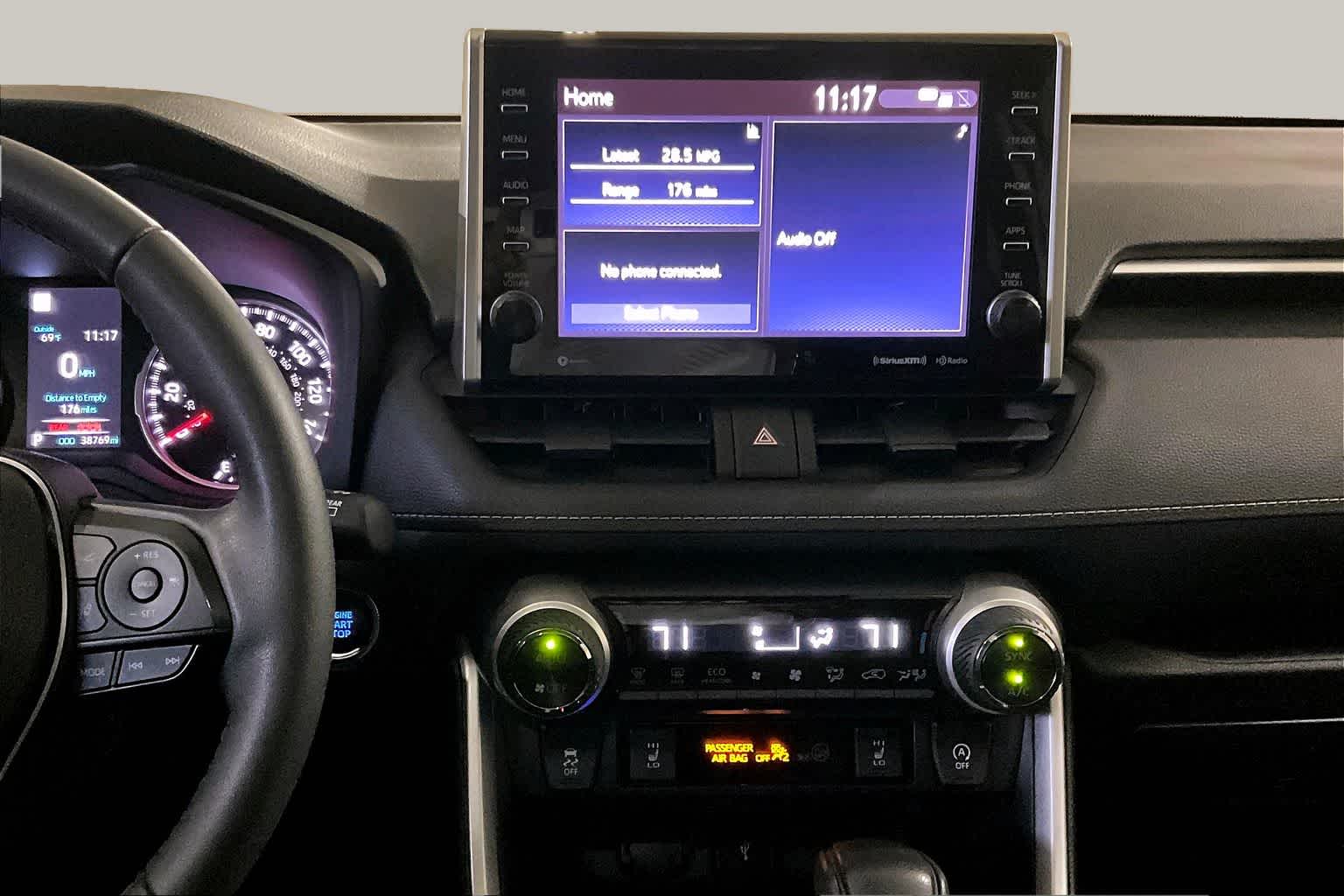 View vehicle photo 6