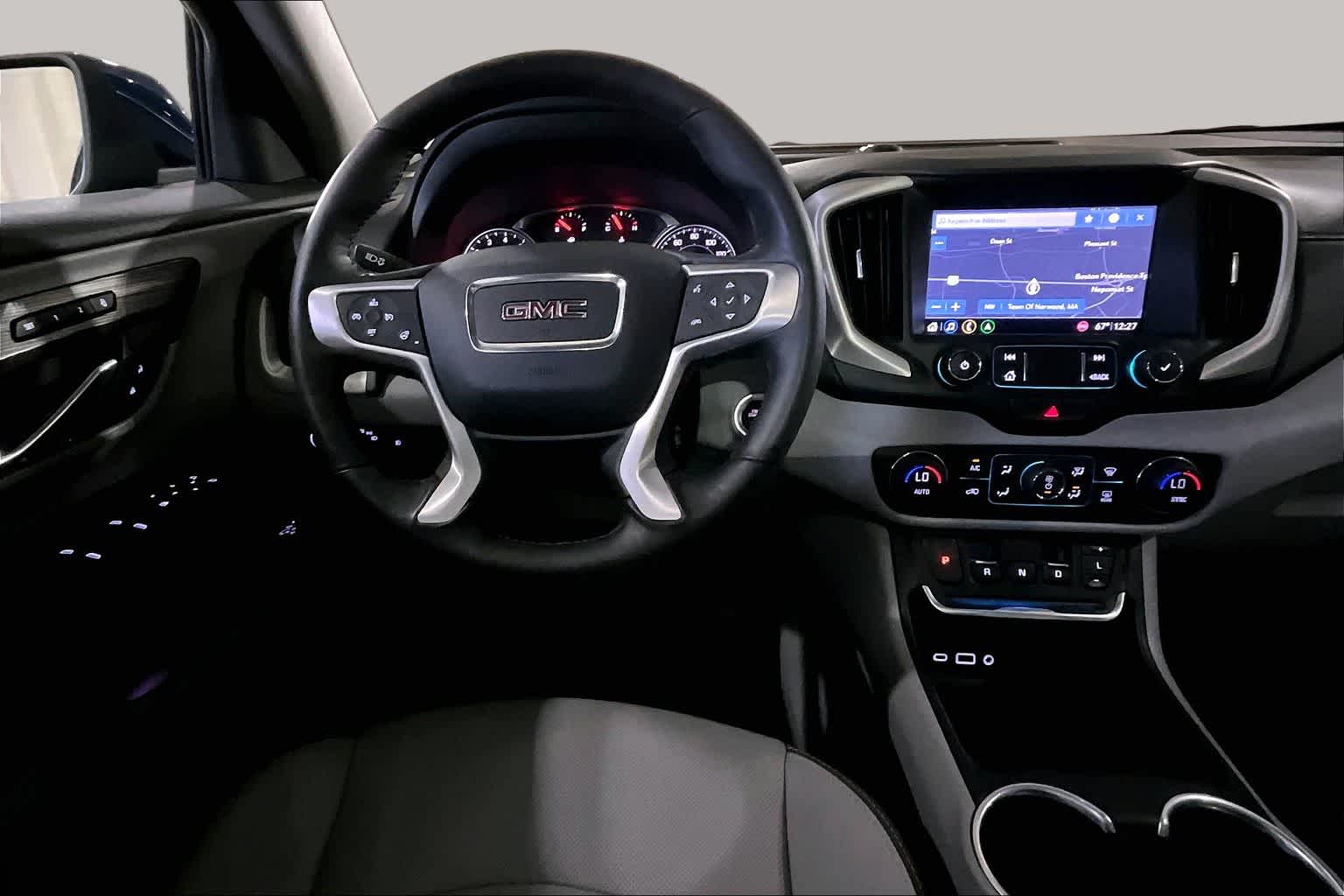 View vehicle photo 5