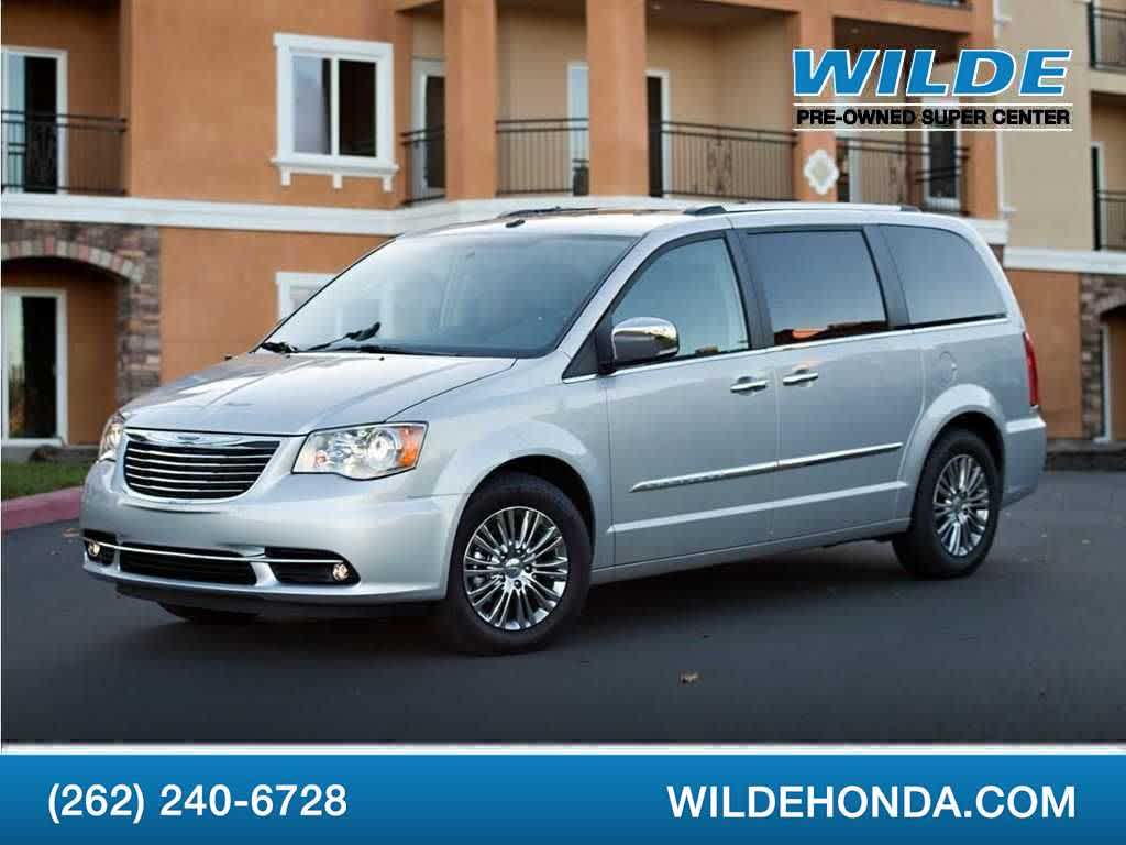 2016 Chrysler Town & Country