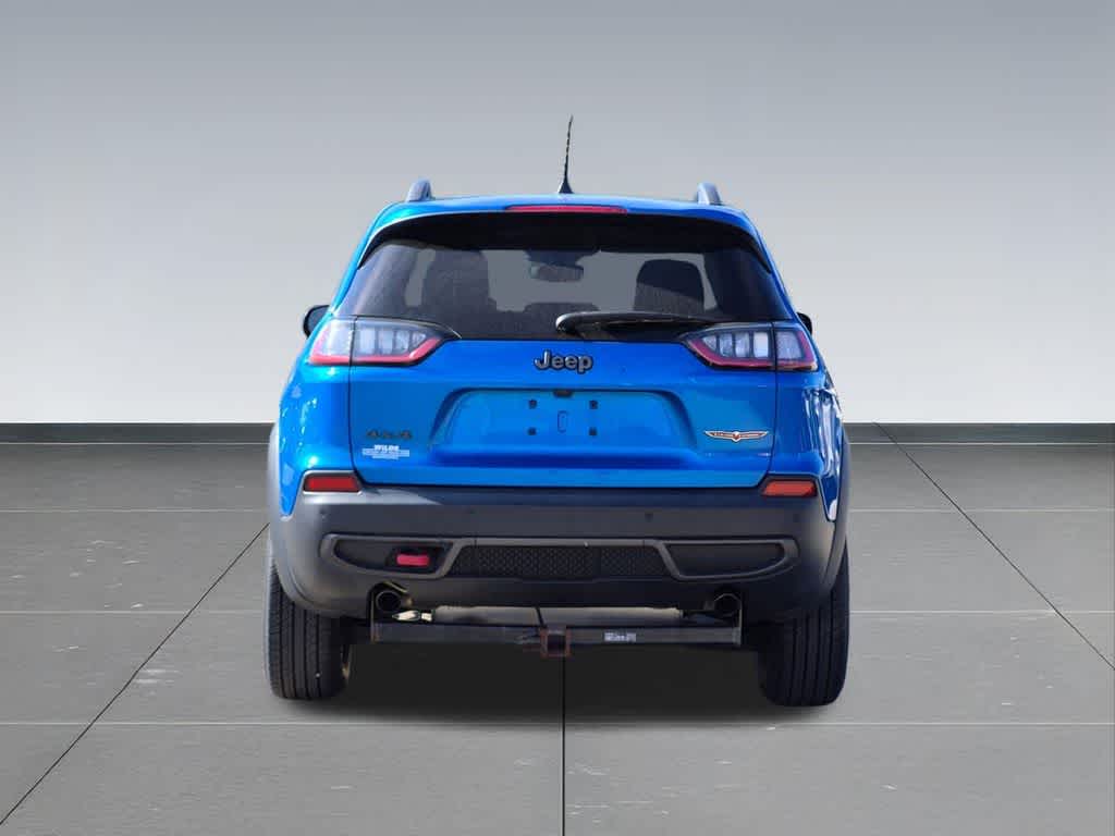 View vehicle photo 7