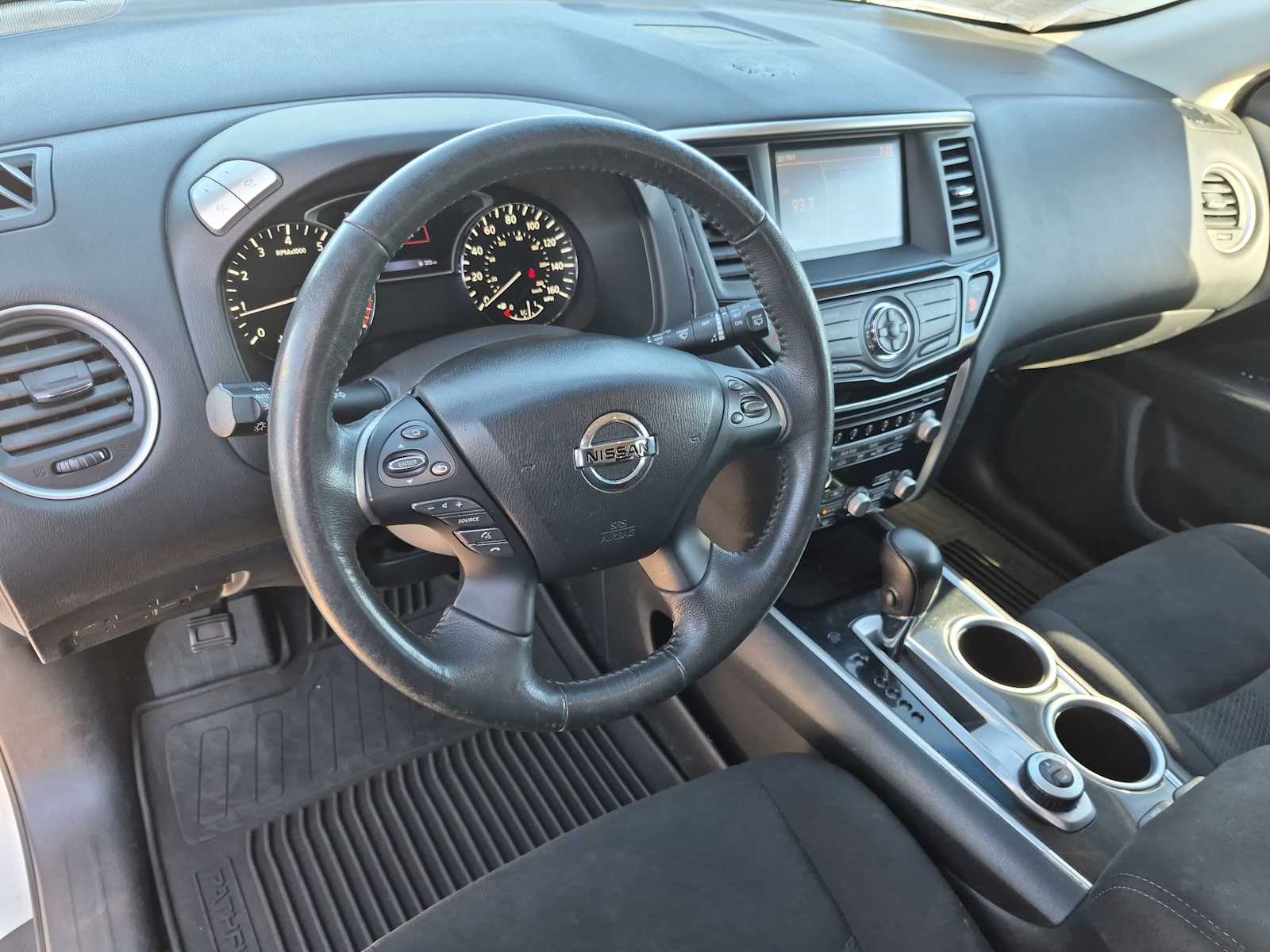 2016 Nissan Pathfinder