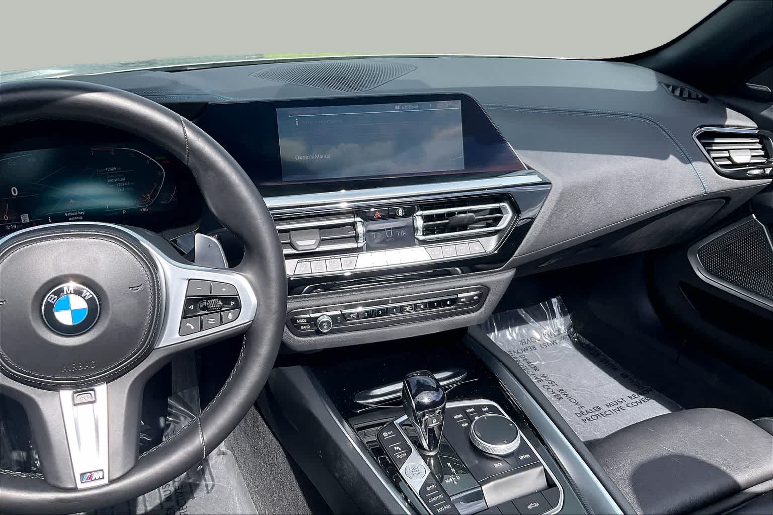 View vehicle photo 6
