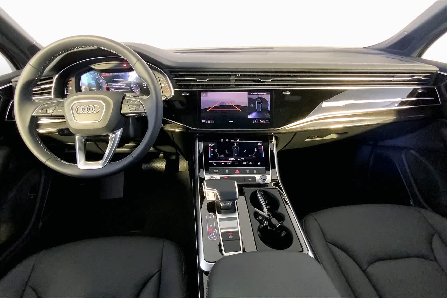 View vehicle photo 5