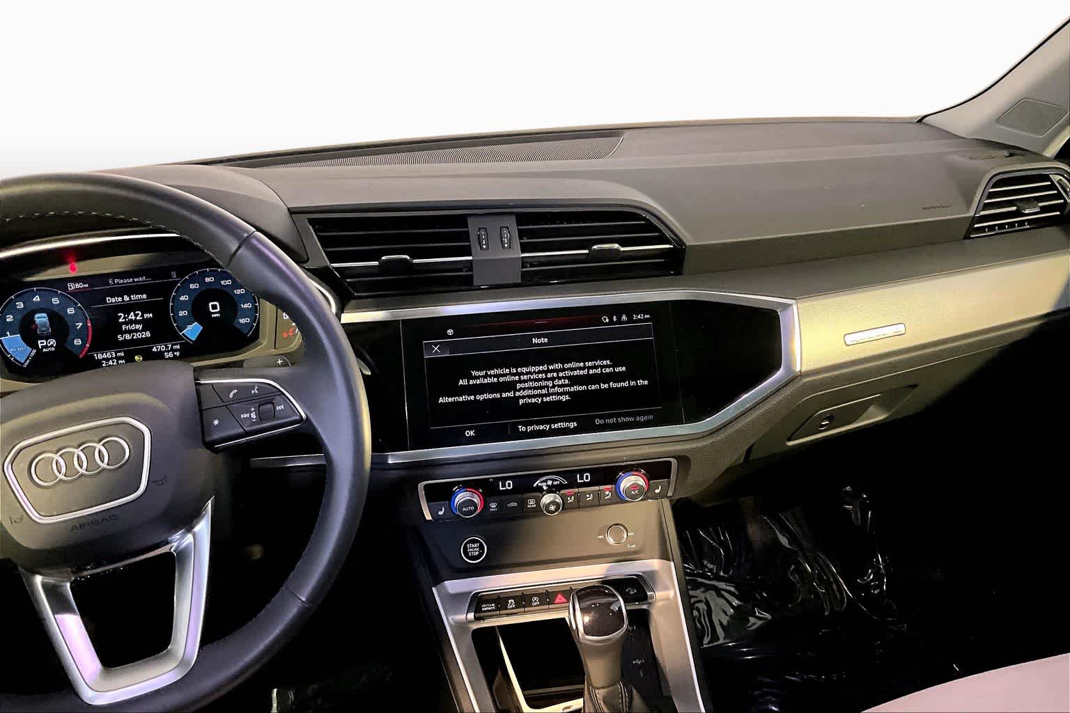 View vehicle photo 7