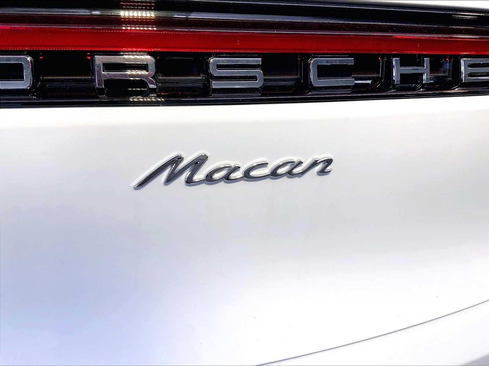2026 Porsche Macan T - Photo 19