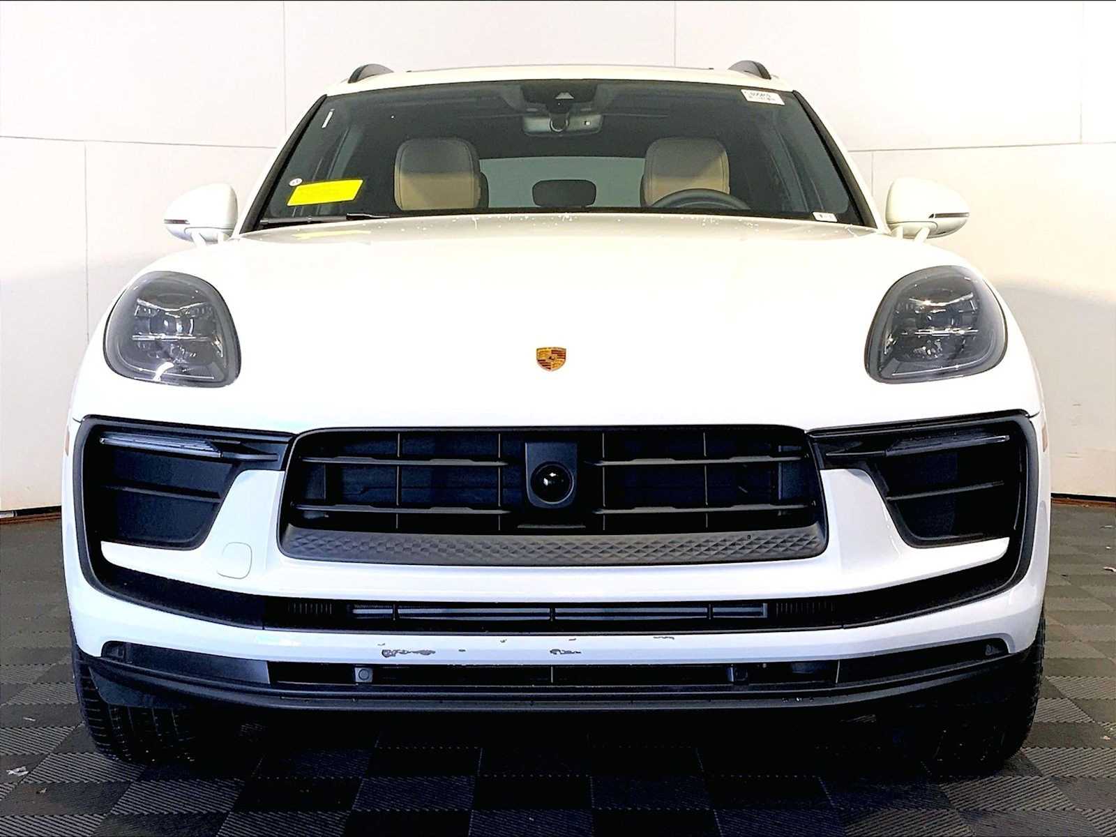 New 2026 0Q/White Porsche  image 10