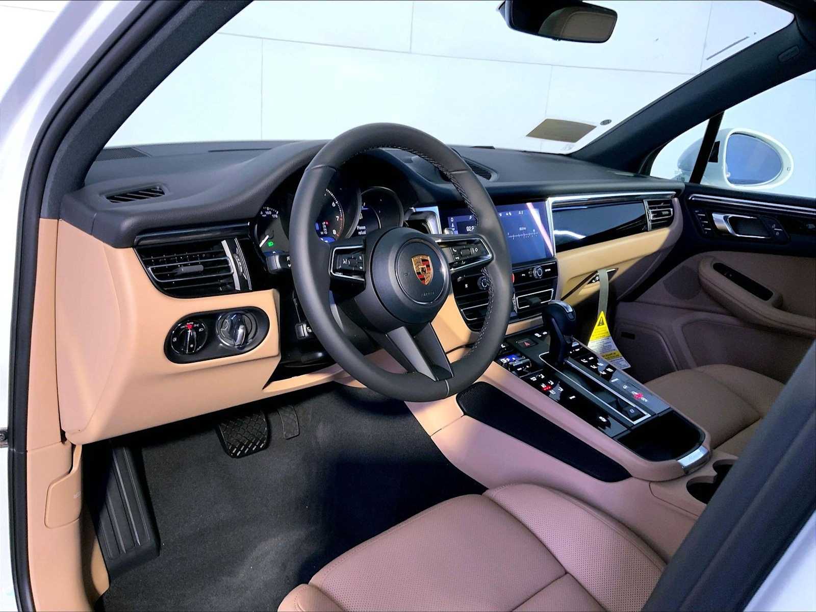 New 2026 0Q/White Porsche  image 4