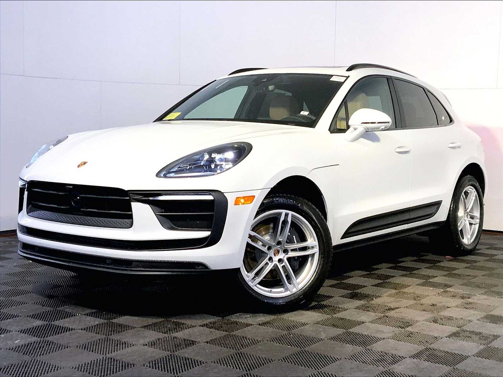 2026 Porsche Macan 