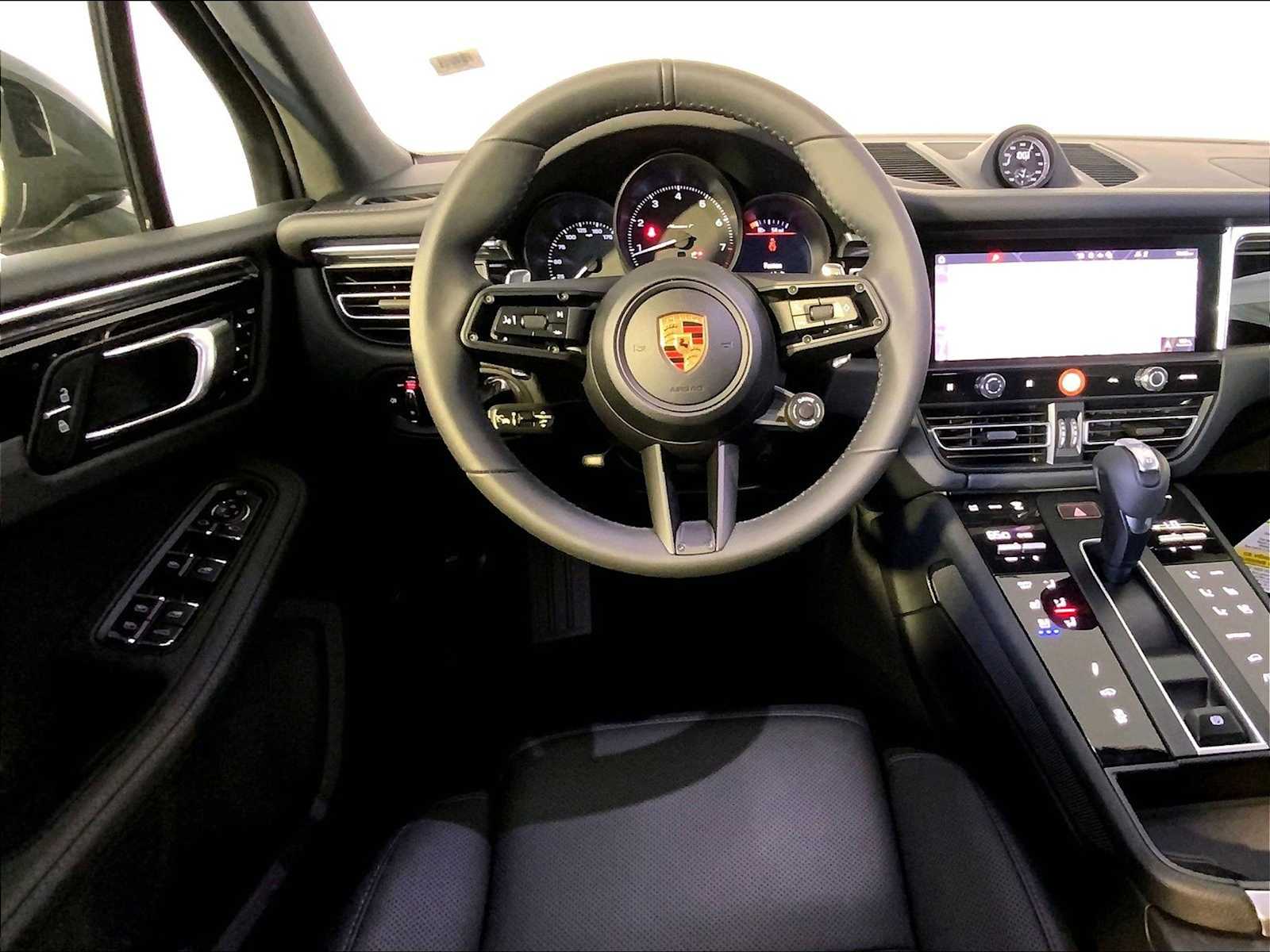 New 2026 2H/Volcano Grey Me Porsche T image 13