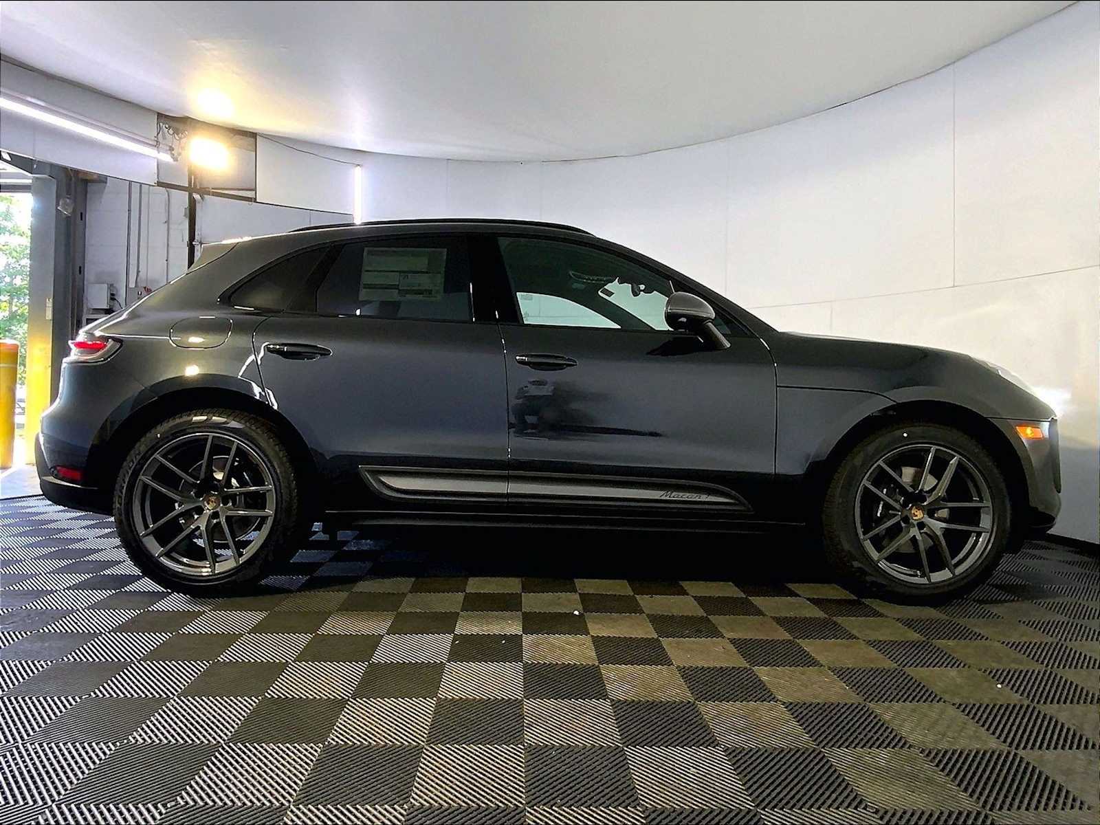 New 2026 2H/Volcano Grey Me Porsche T image 8