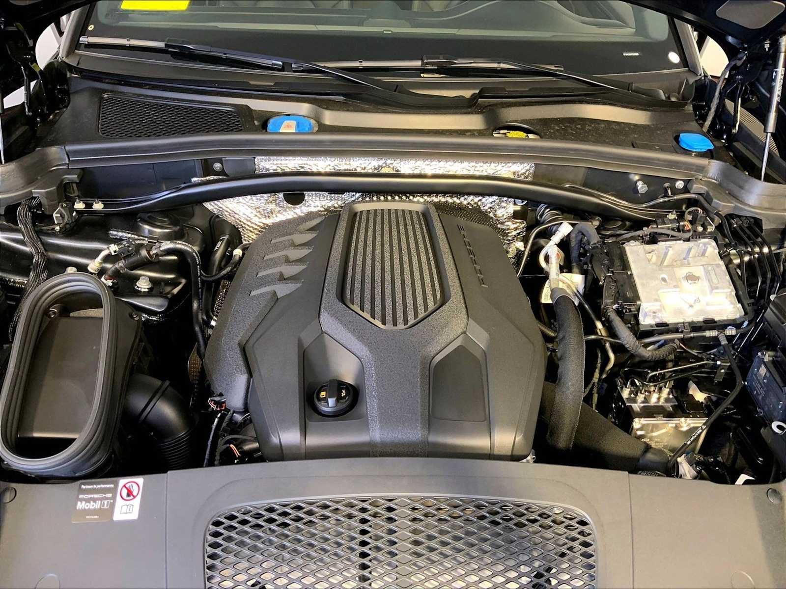 New 2026 2H/Volcano Grey Me Porsche T image 21