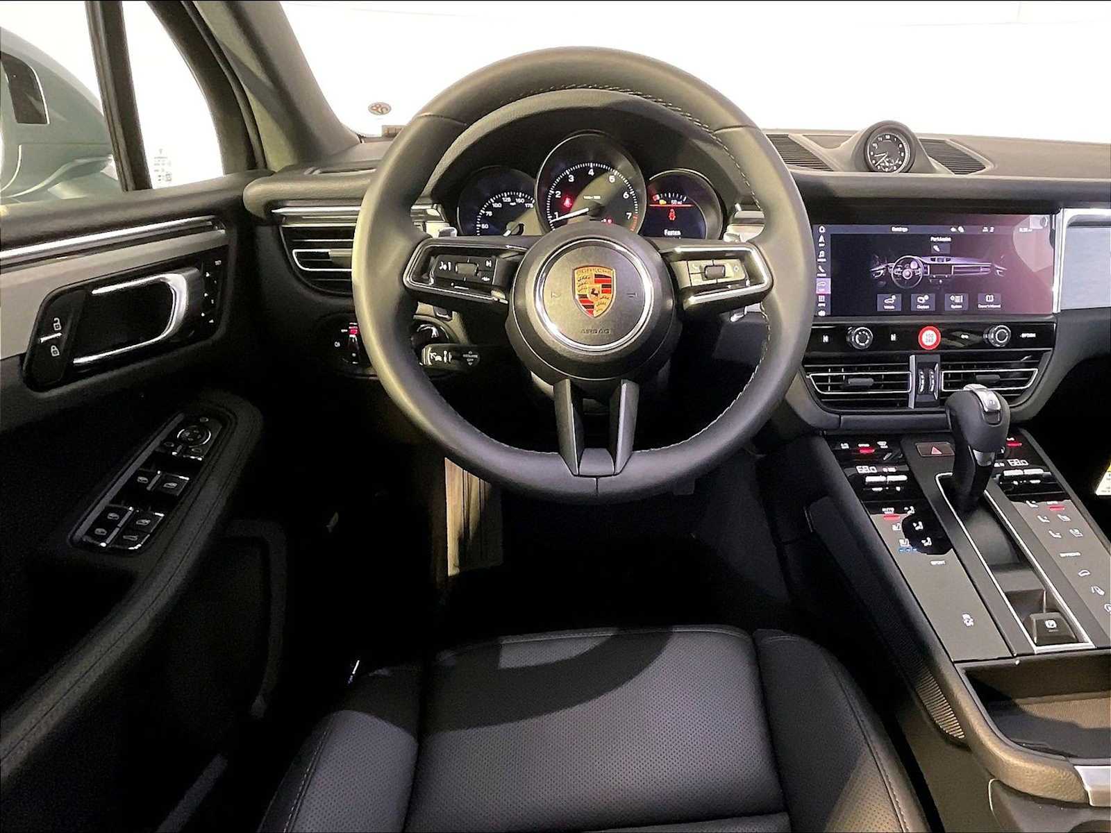 New 2026 F0/Dolomite Silver Porsche  image 13