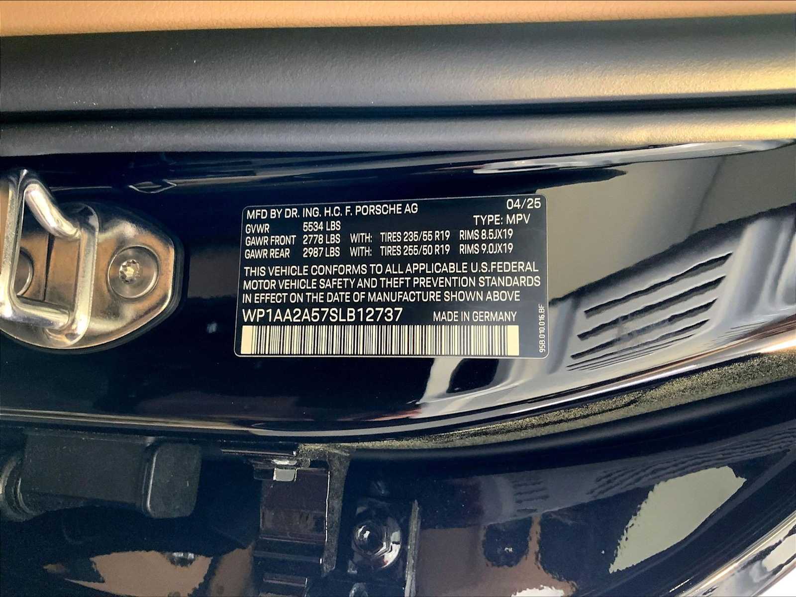 2025 Porsche Macan - Photo 23