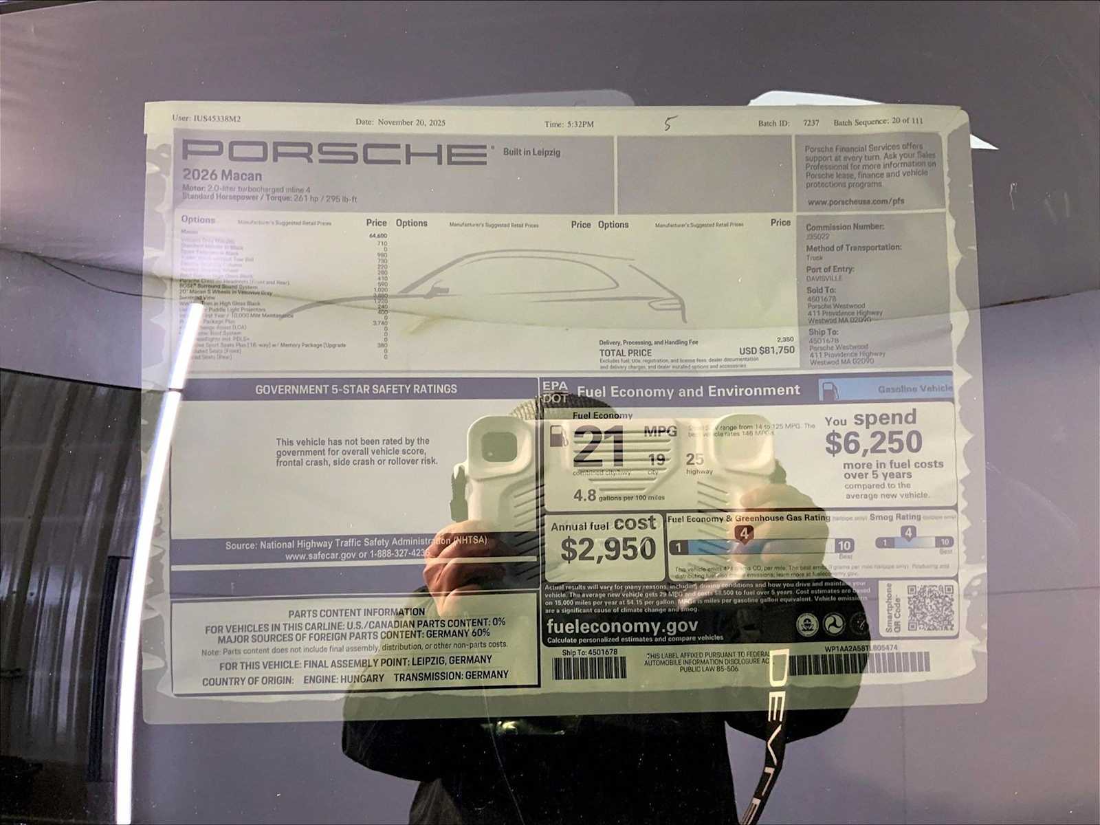 2026 Porsche Macan T - Photo 24