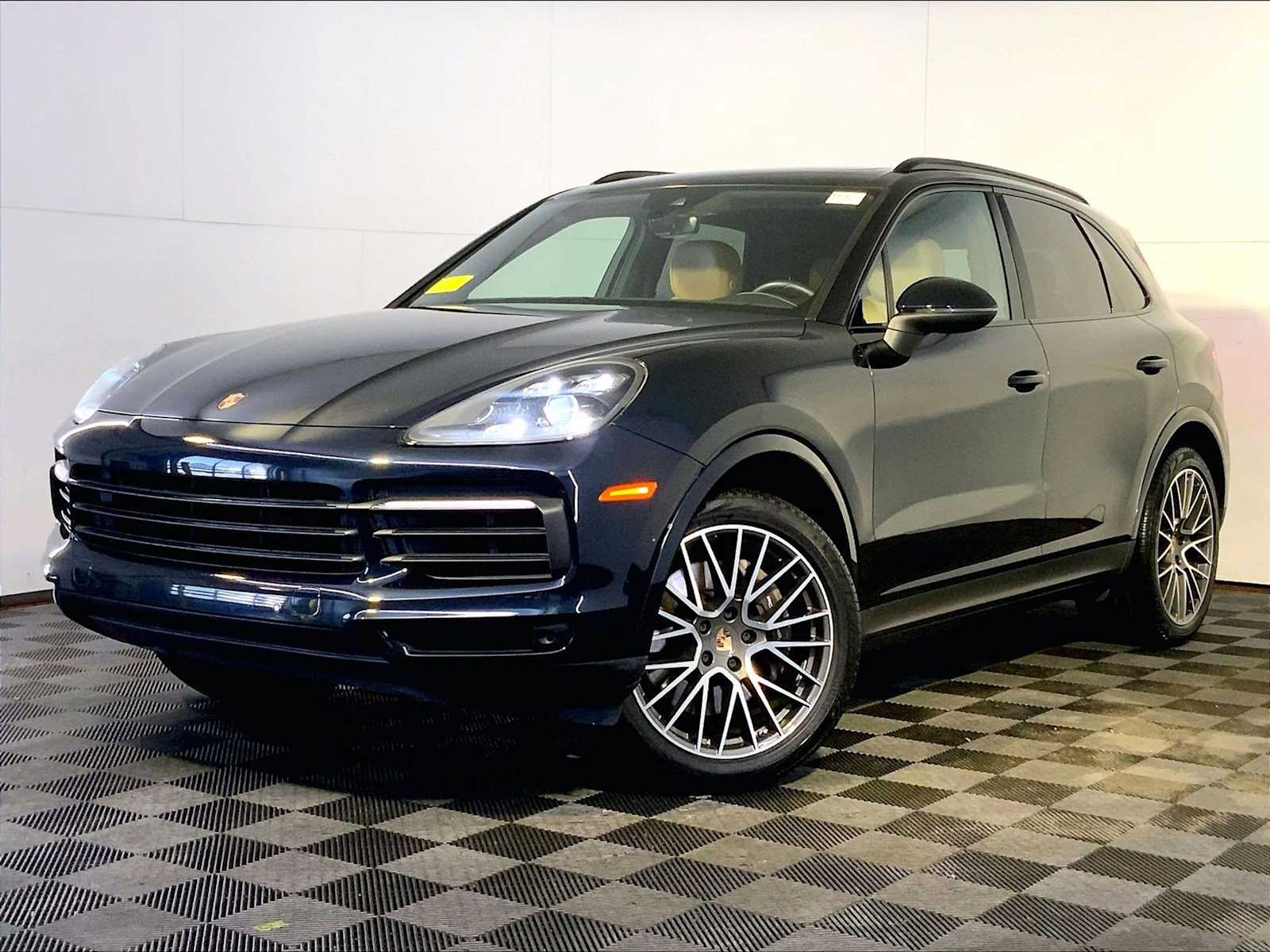 Moonlight Blue Metallic 2021 Porsche Cayenne AWD SUV / Crossover All-Wheel Drive Automatic