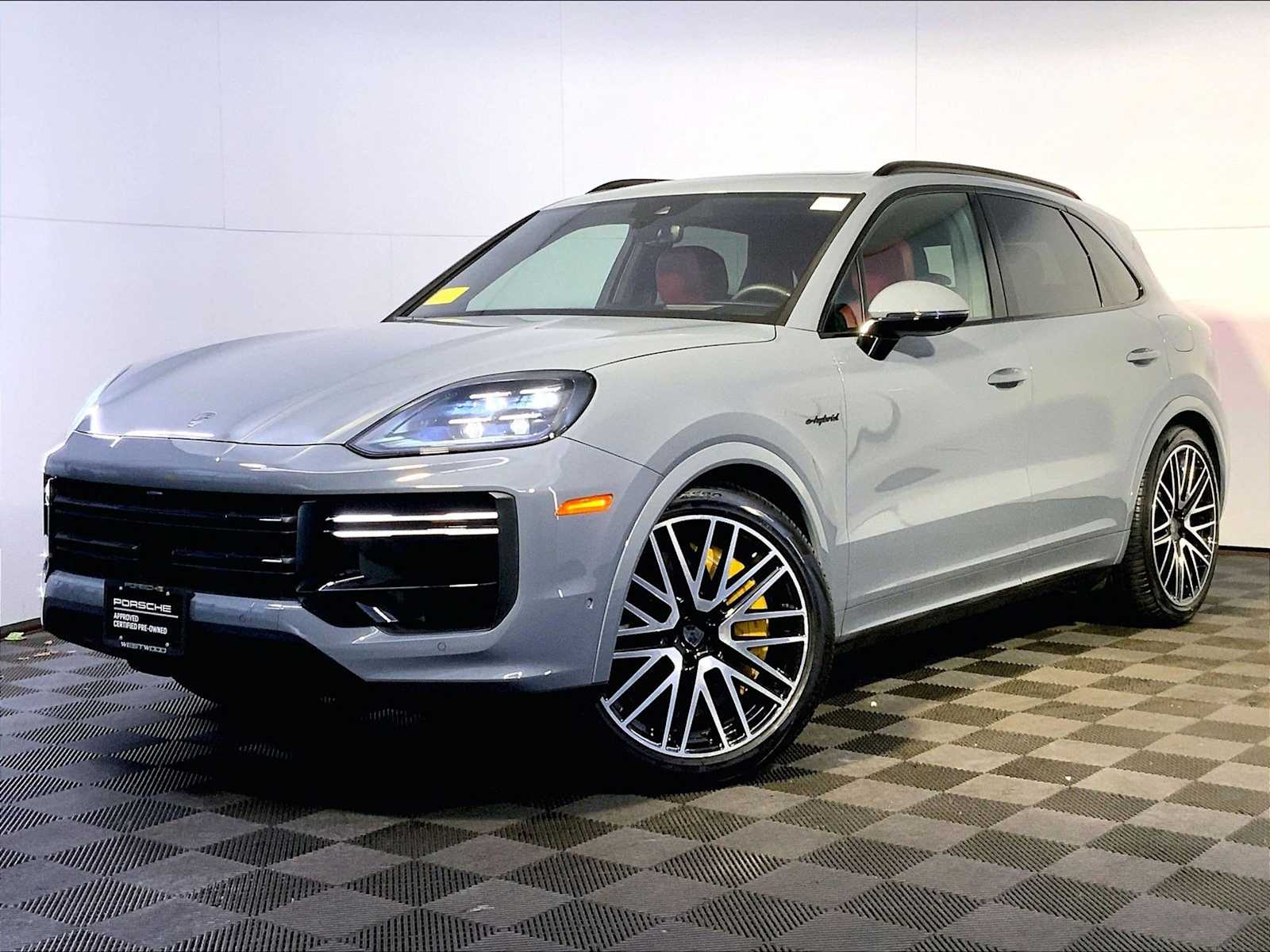 Gray (Arctic Grey) 2025 Porsche Cayenne SUV / Crossover All-Wheel Drive Automatic