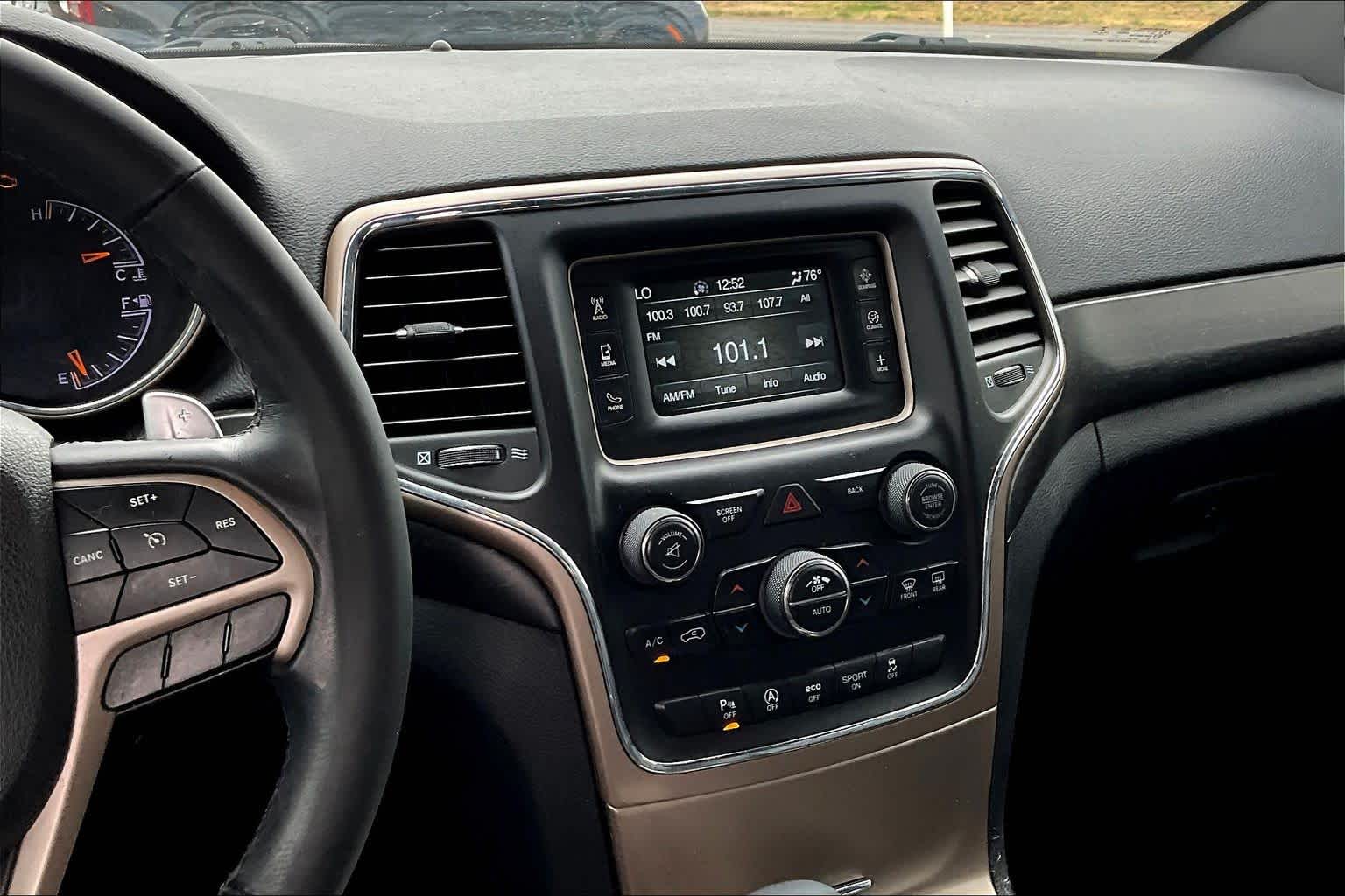 View vehicle photo 7