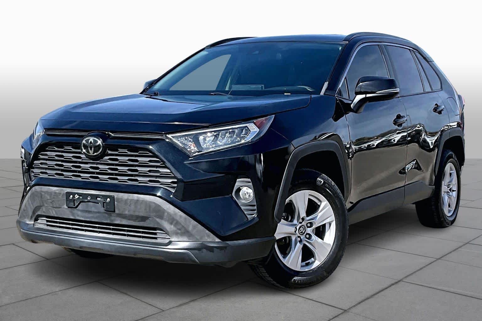 2020 Toyota RAV4 XLE FWD