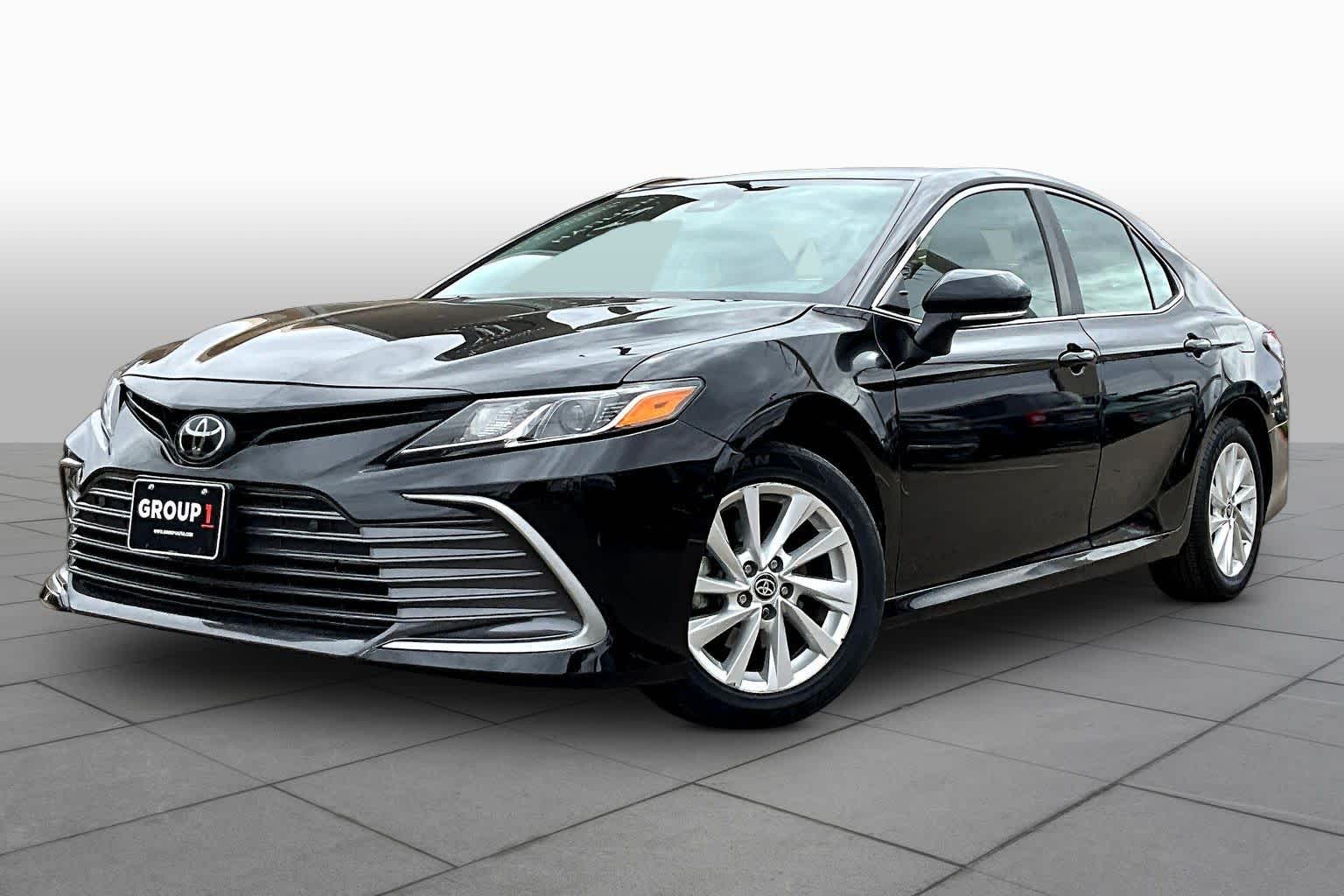 Midnight Black Metallic 2023 Toyota Camry LE FWD Sedan Front-Wheel Drive 8-Speed Automatic