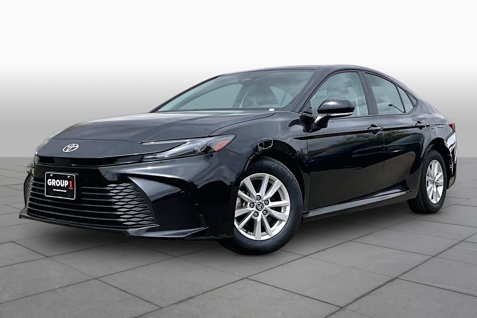 Midnight Black Metallic 2025 Toyota Camry LE FWD Sedan Front-Wheel Drive Continuously Variable Transmission