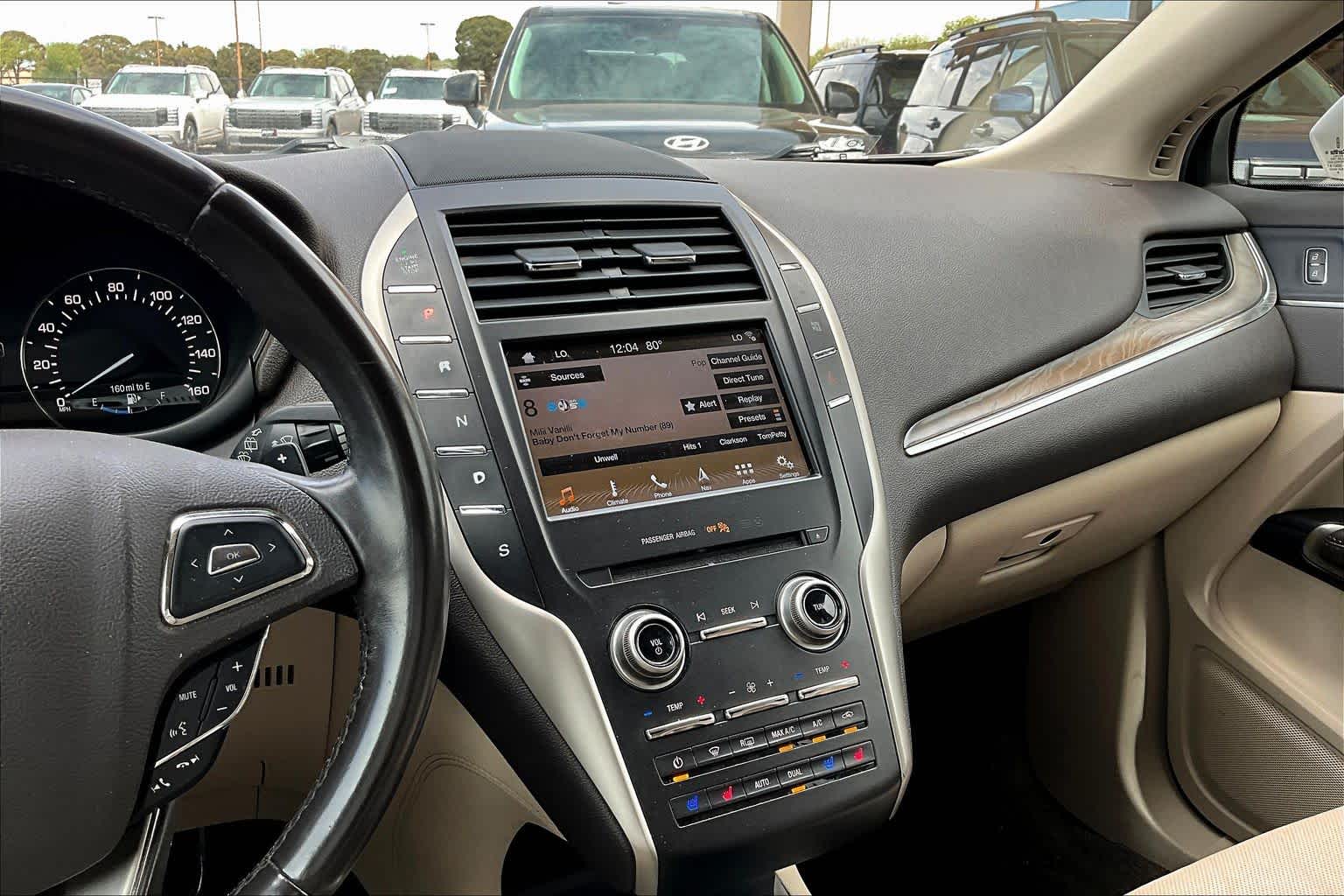 View vehicle photo 7